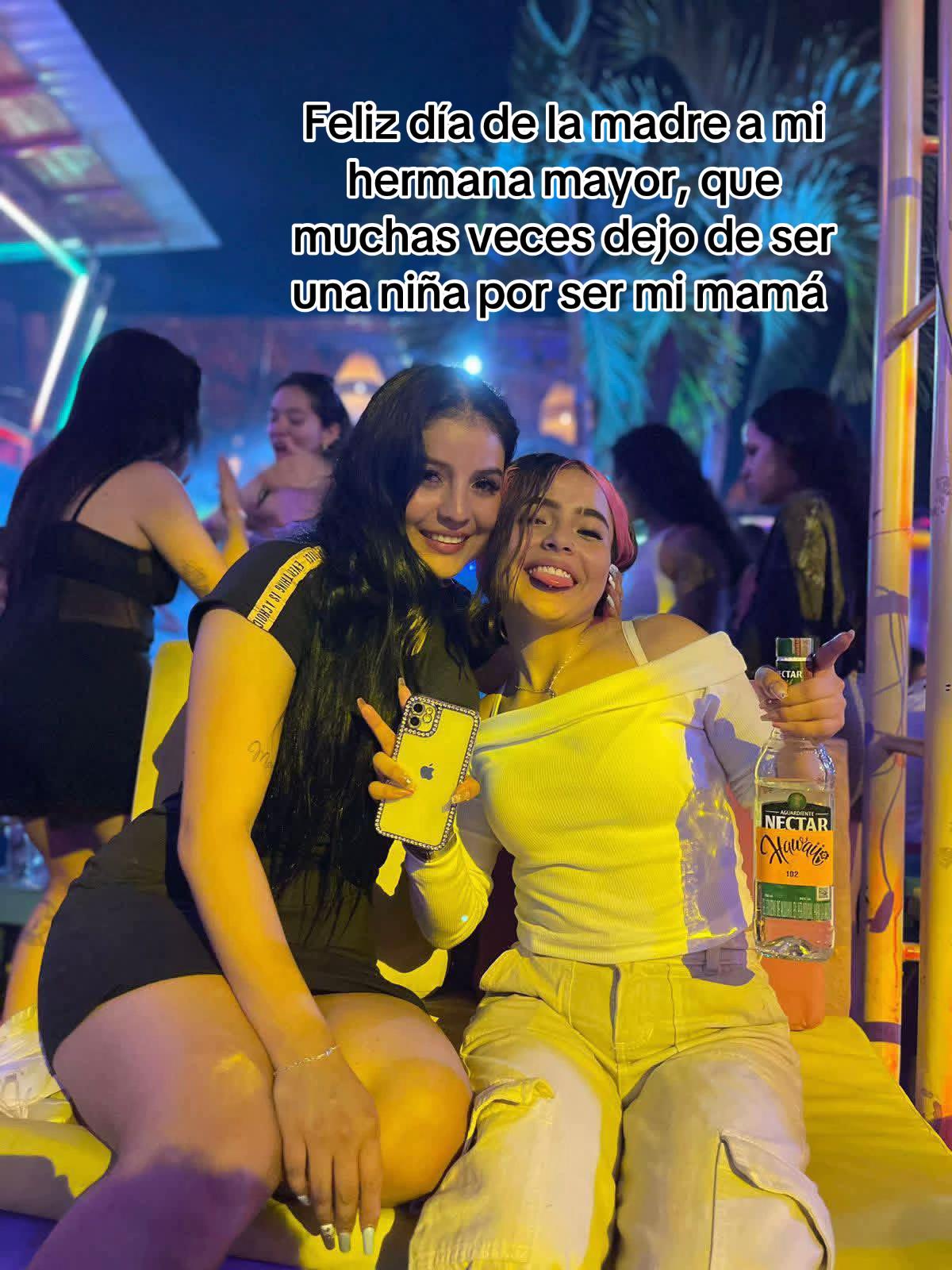 @Ari 🤍.