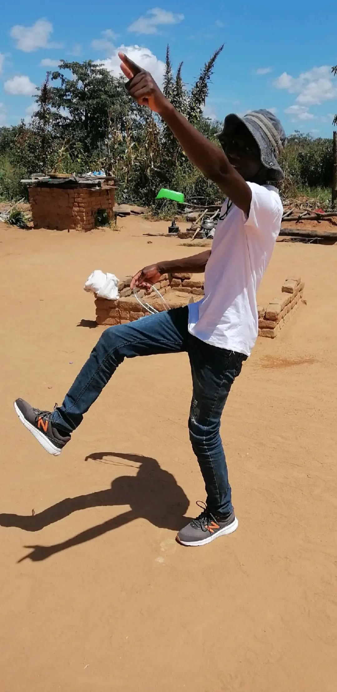 @Papa Rony 🇿🇼 🇿🇦