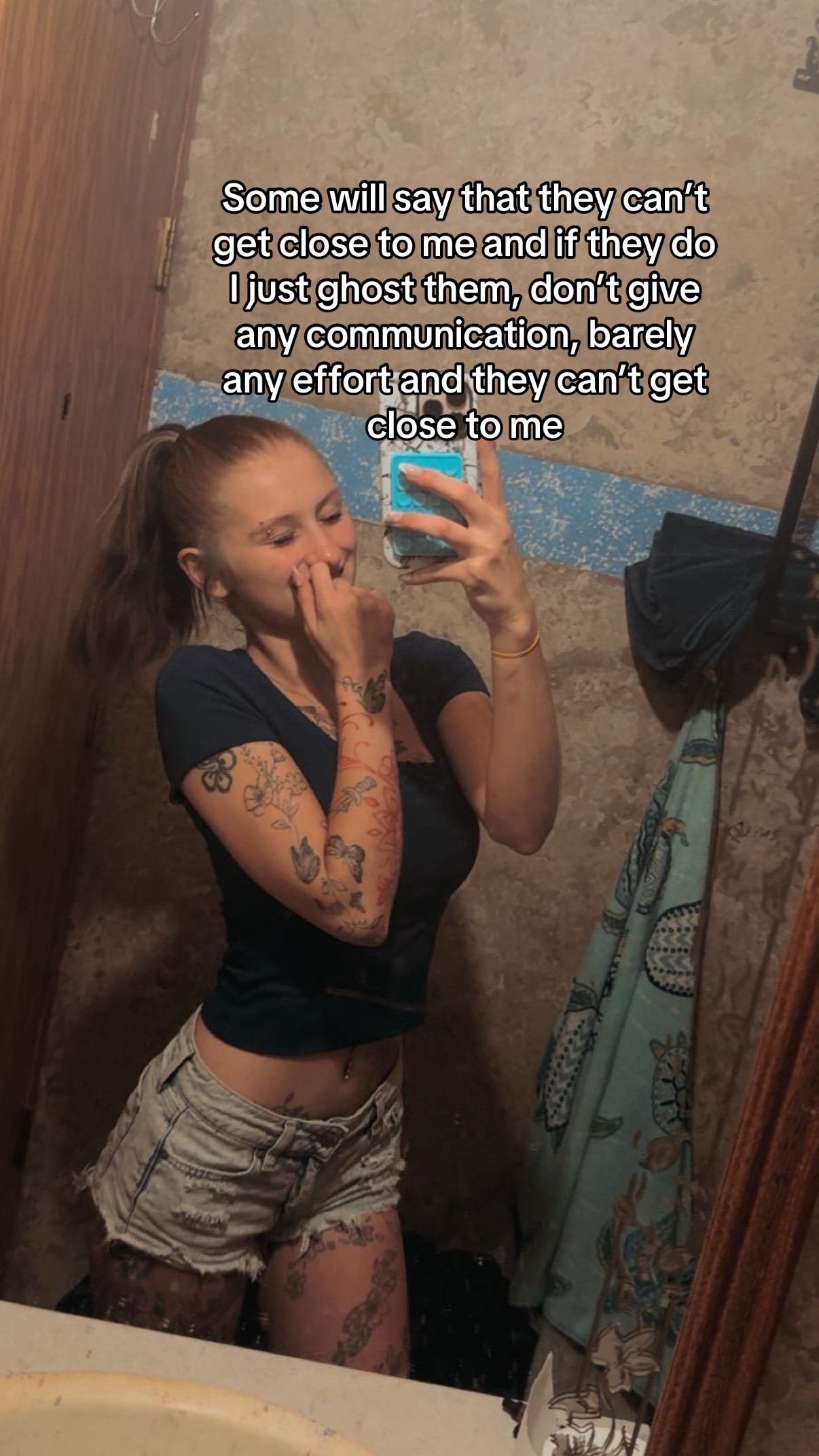 @hollyzzz_spam