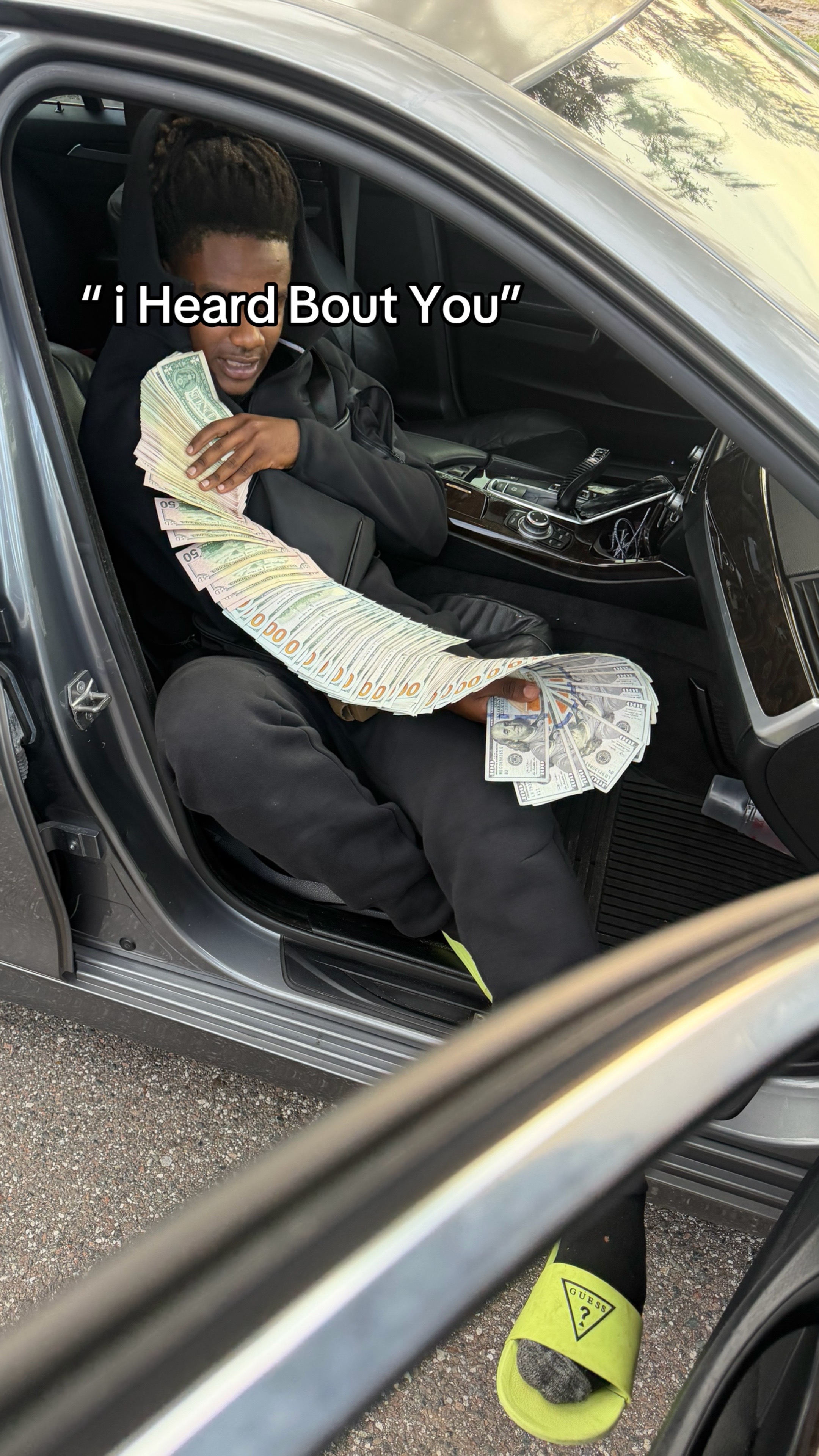 @V.V