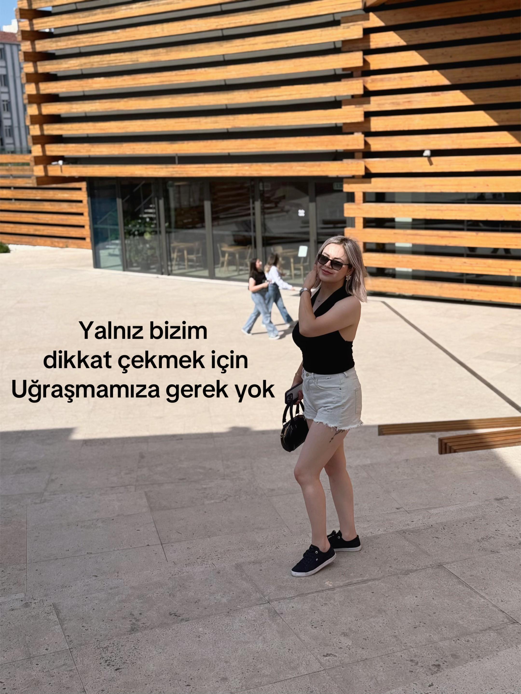 @Emoşşş💃🌸