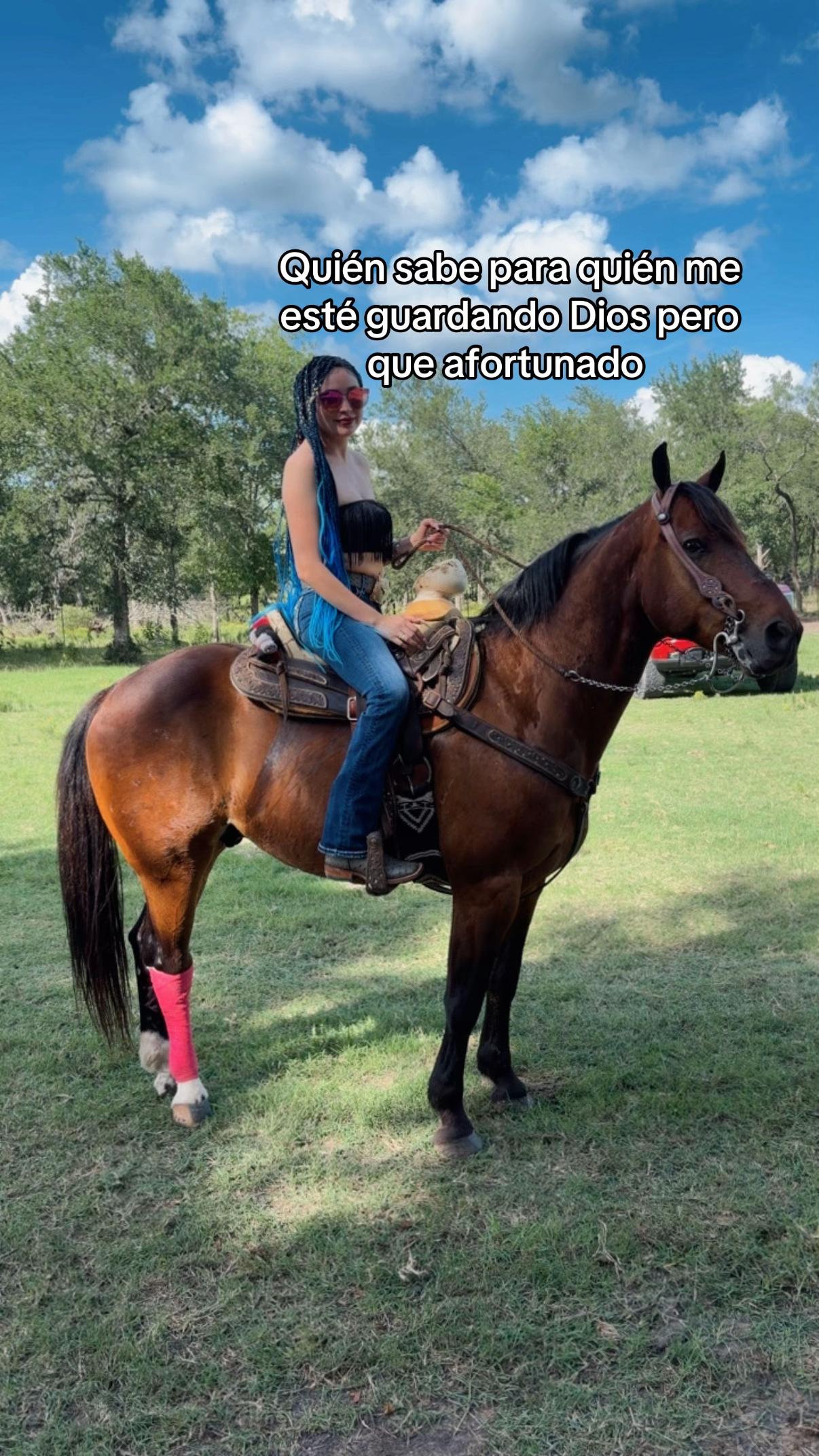 @carolinadua1103