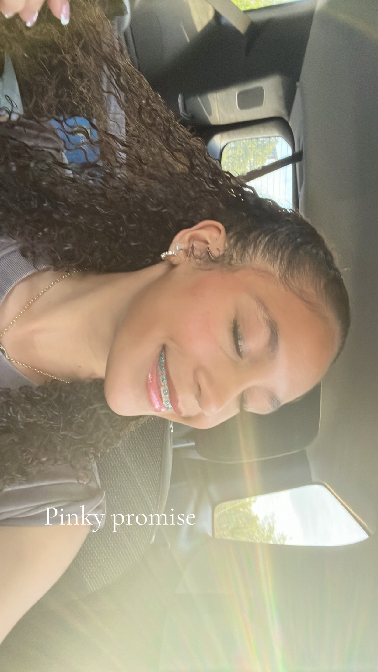 @👸🏽.