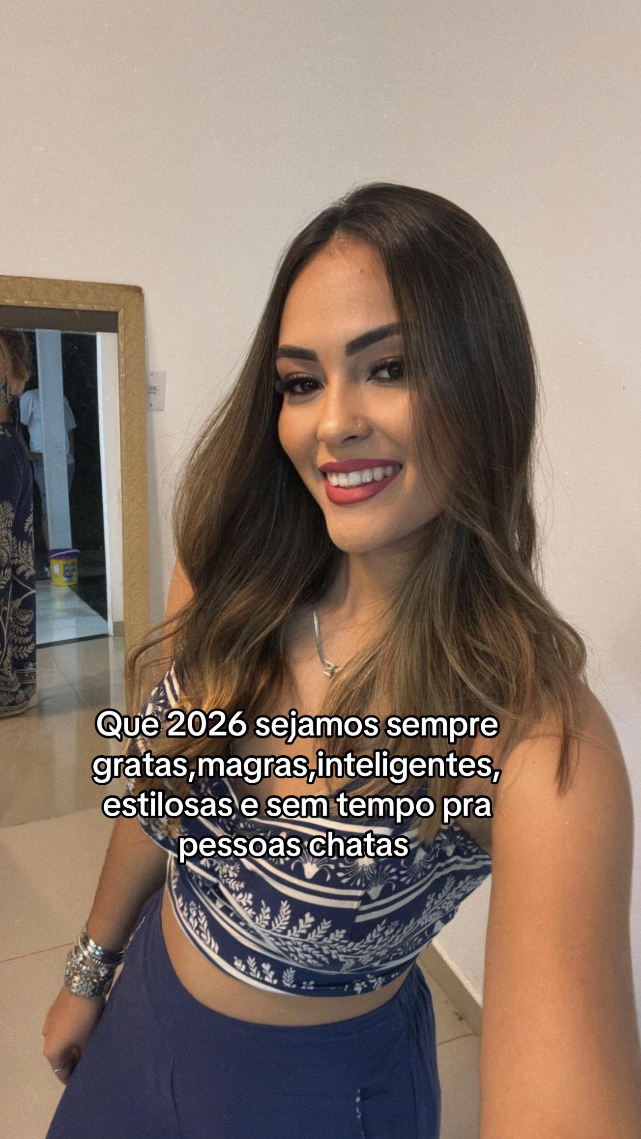@_emanuellycarolina