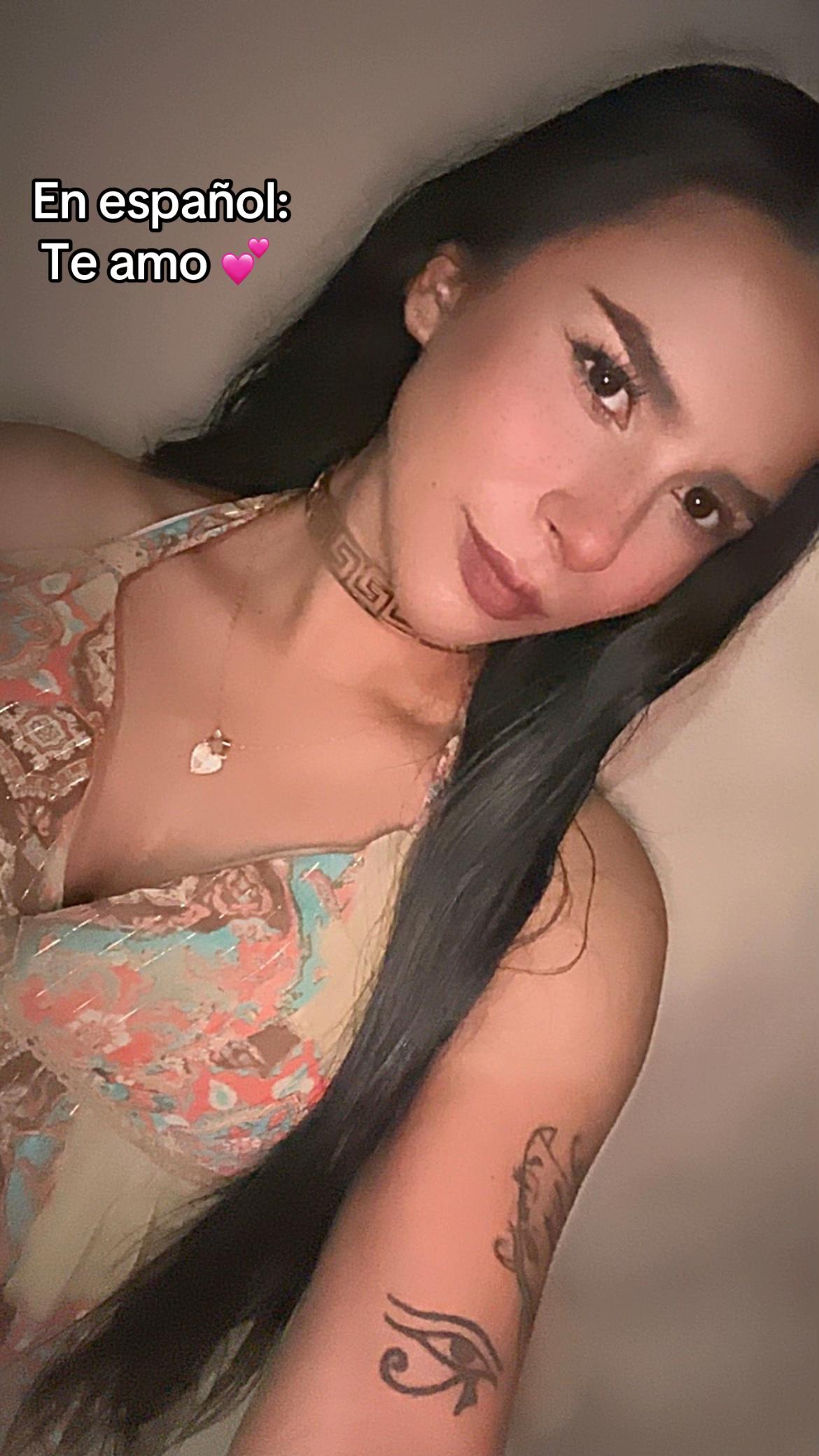 @🦋