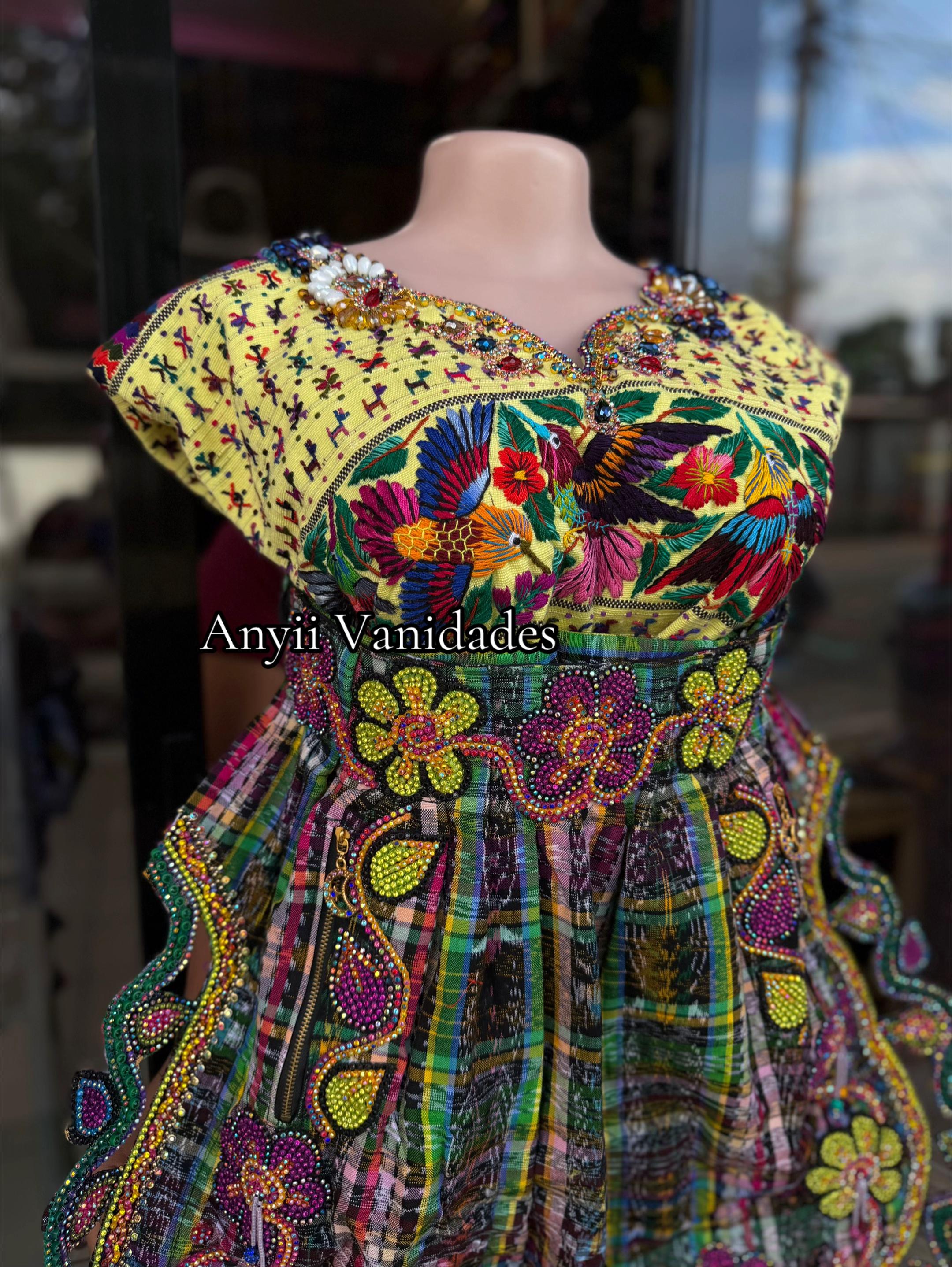 @ANYII VANIDADES