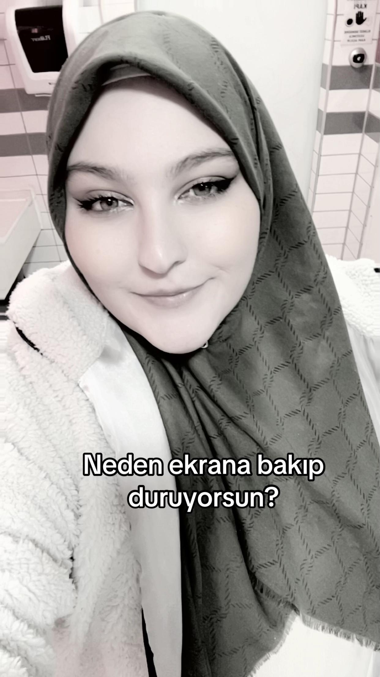 @busraa.4355