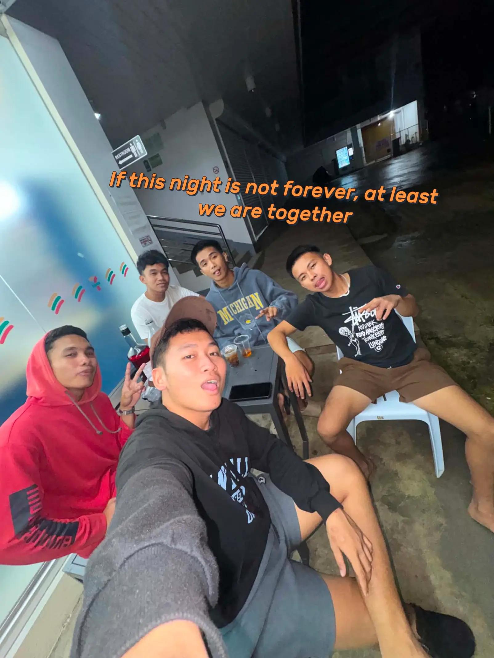 @Dxtr&bull;