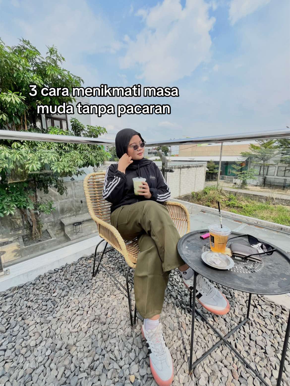 @nadinn