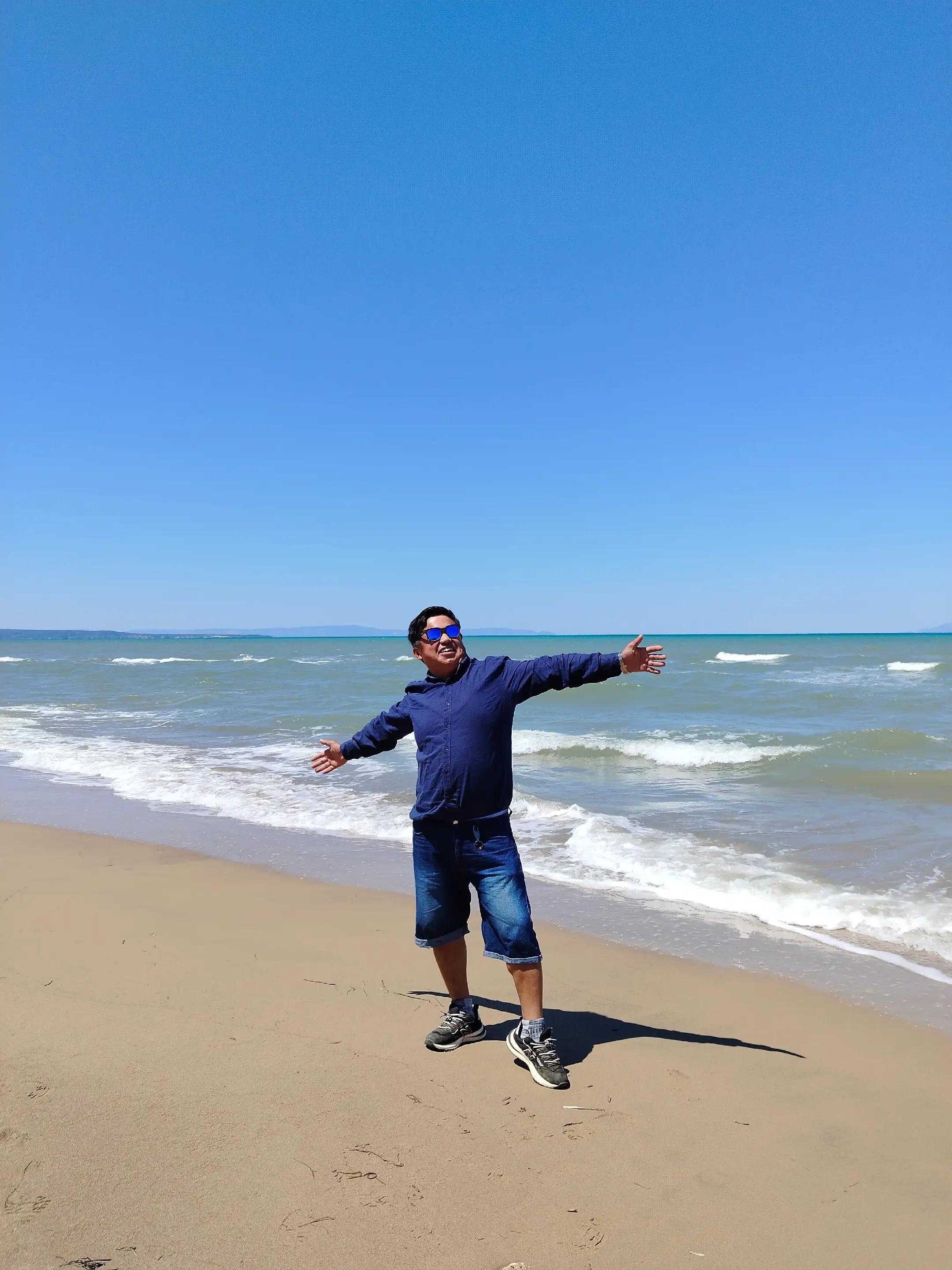 @योगेश गुरुङ्२🇳🇵♥️🇬🇷