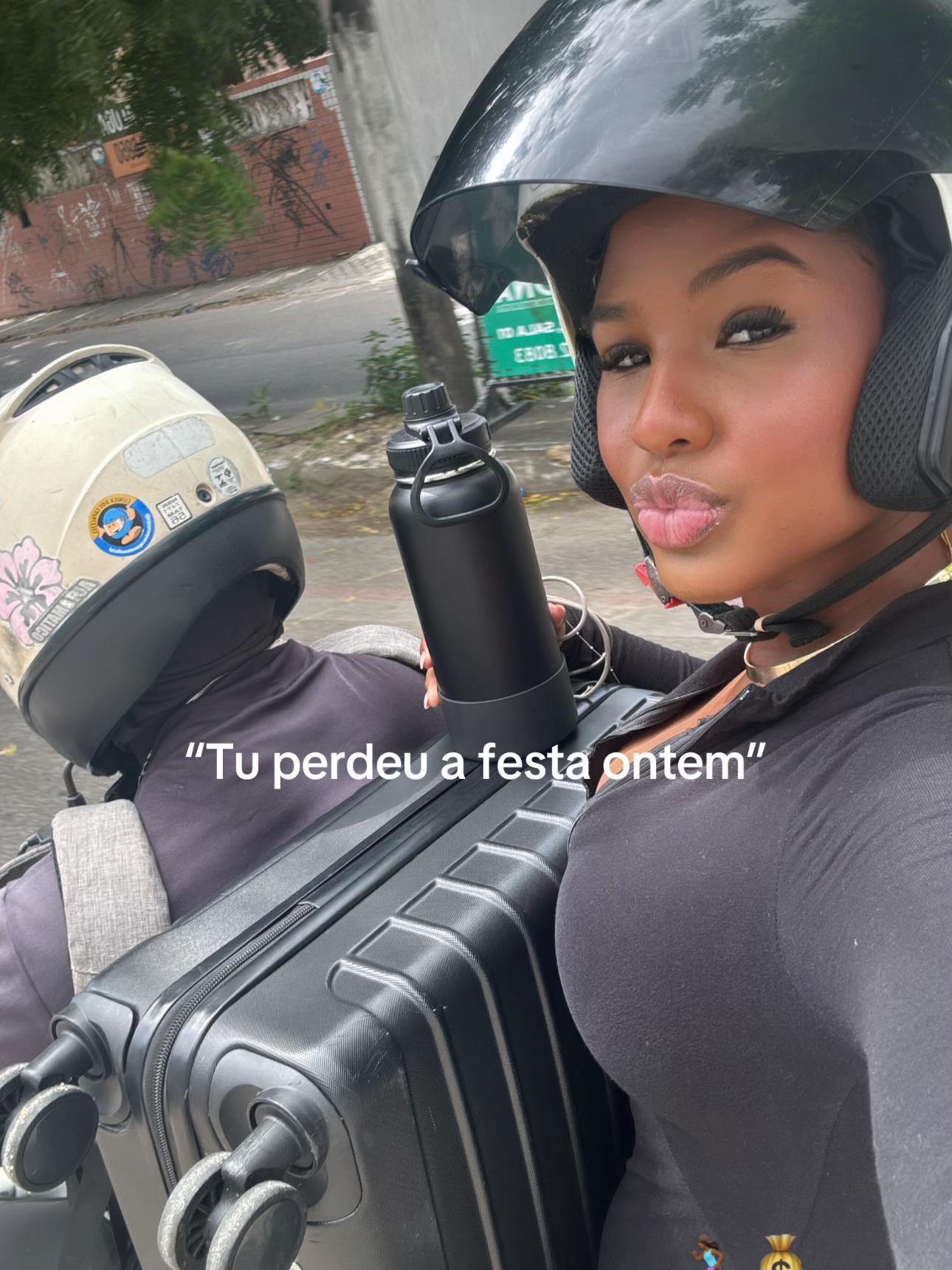 @Leticia Lopes
