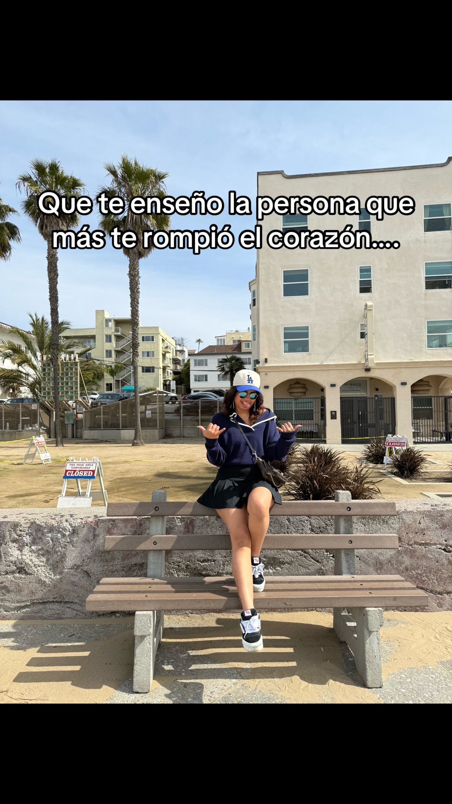 @𝙷𝙴𝙻. 🥀