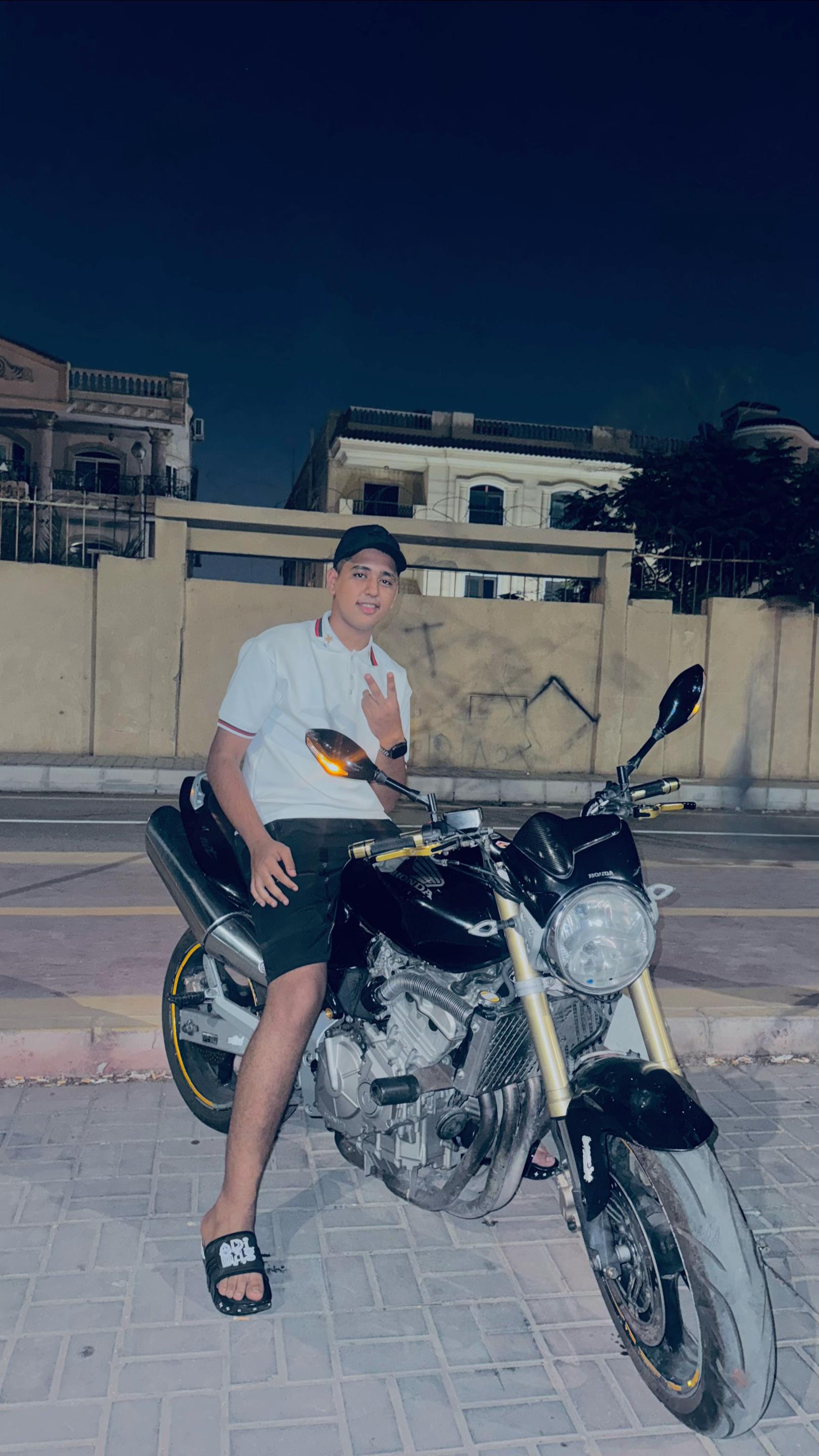 @Osama๐ฆ