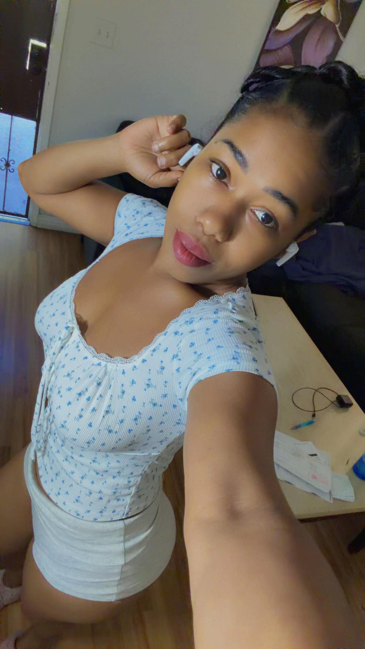 @La negrita linda🇻🇪🇦🇼🇺🇸