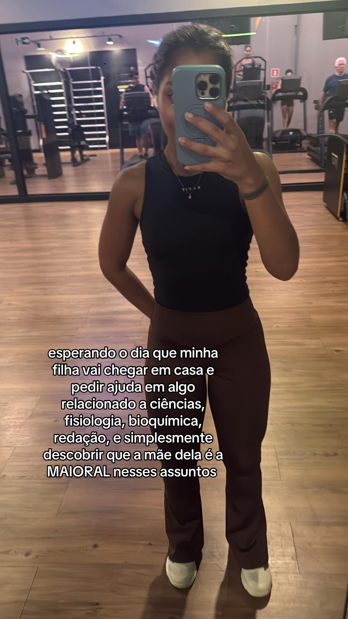 @nikolebdaily