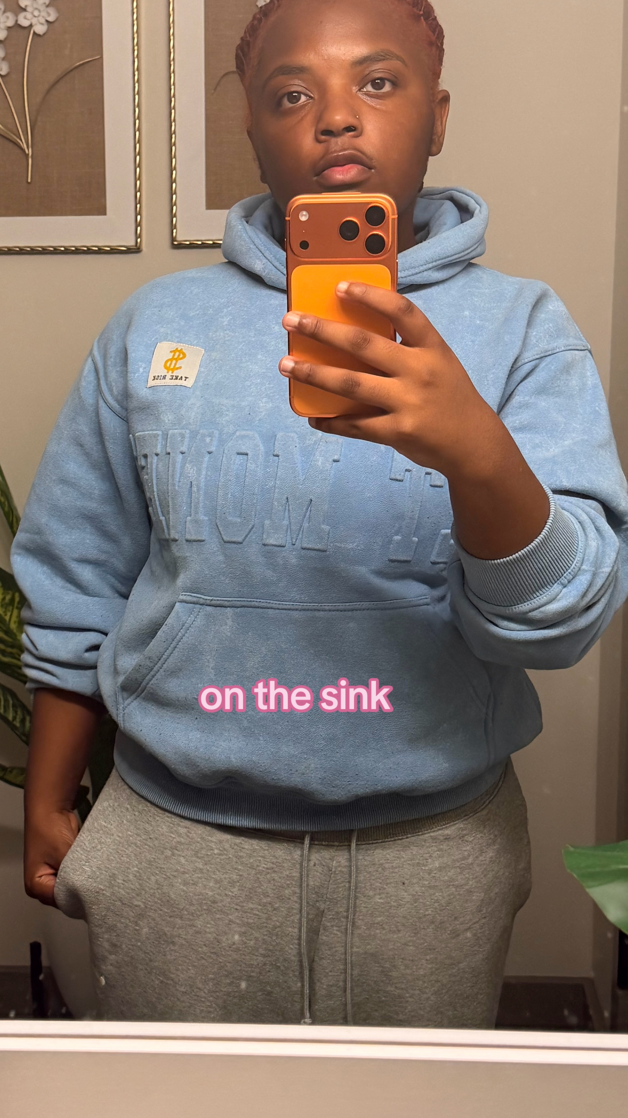 @️areeuna munson