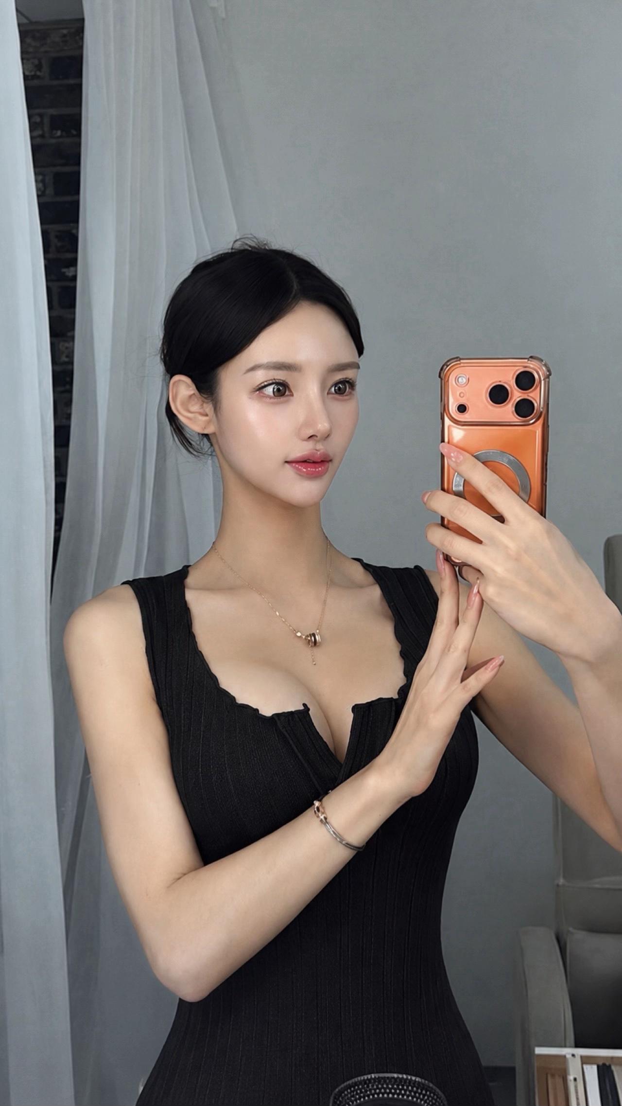 @🖤 𝘽𝙖𝙢𝙗𝙗𝙞 🖤