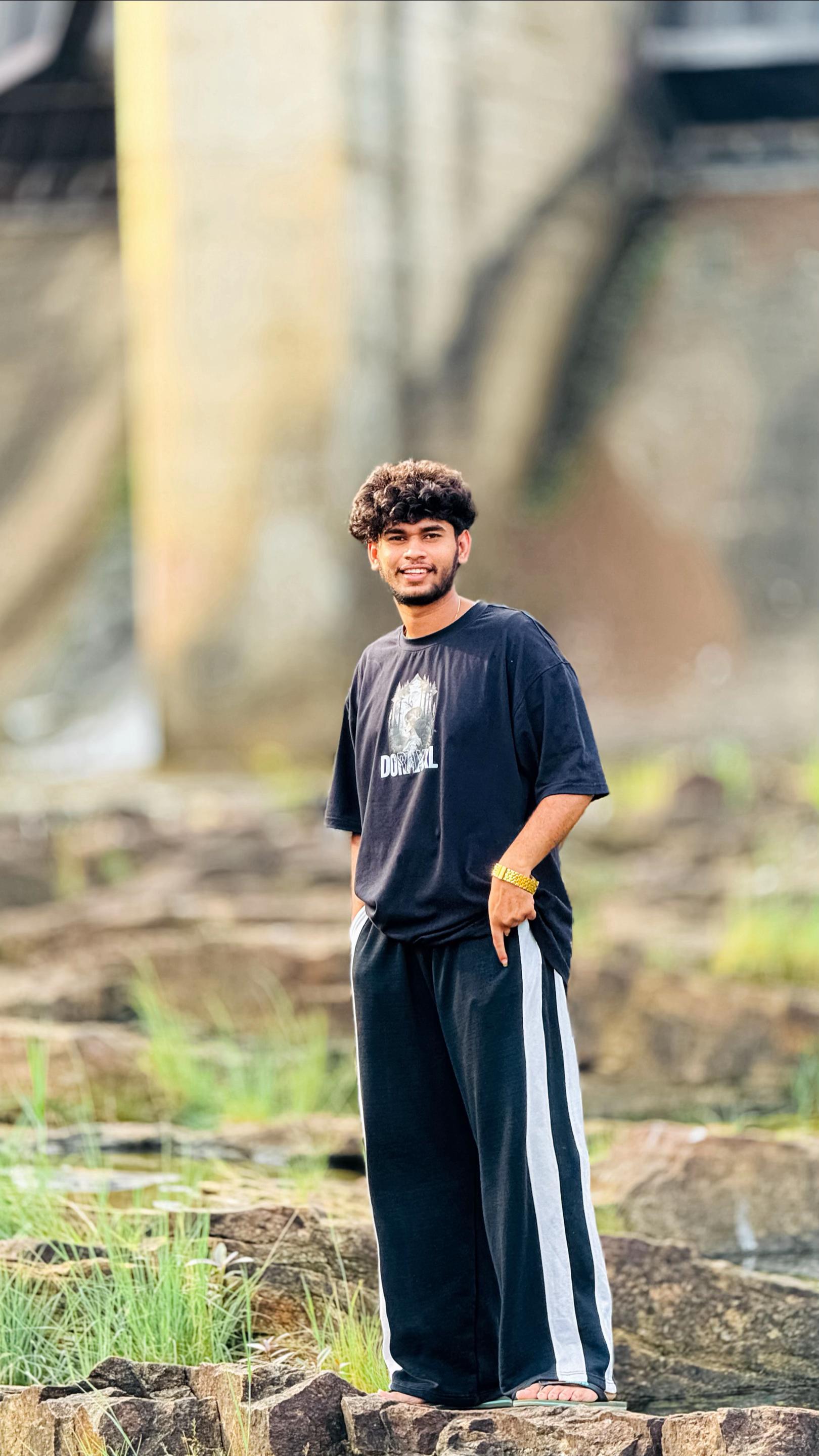@𝐒𝐢𝐧𝐔𝐮🐦🔥