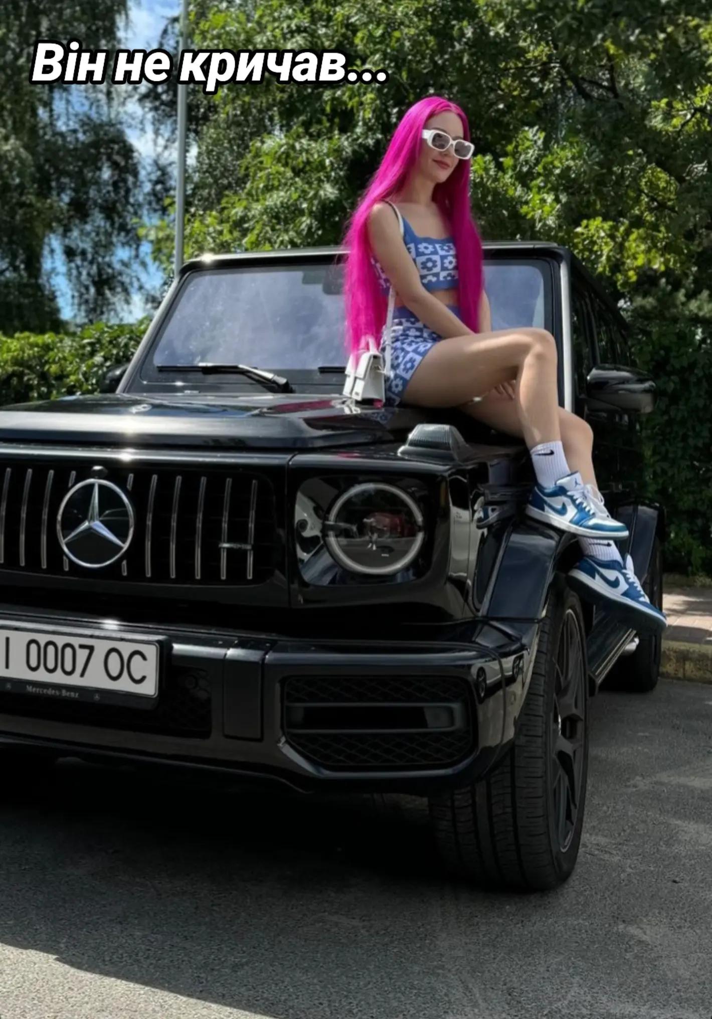 @інста CANDY__SYPERSTAR