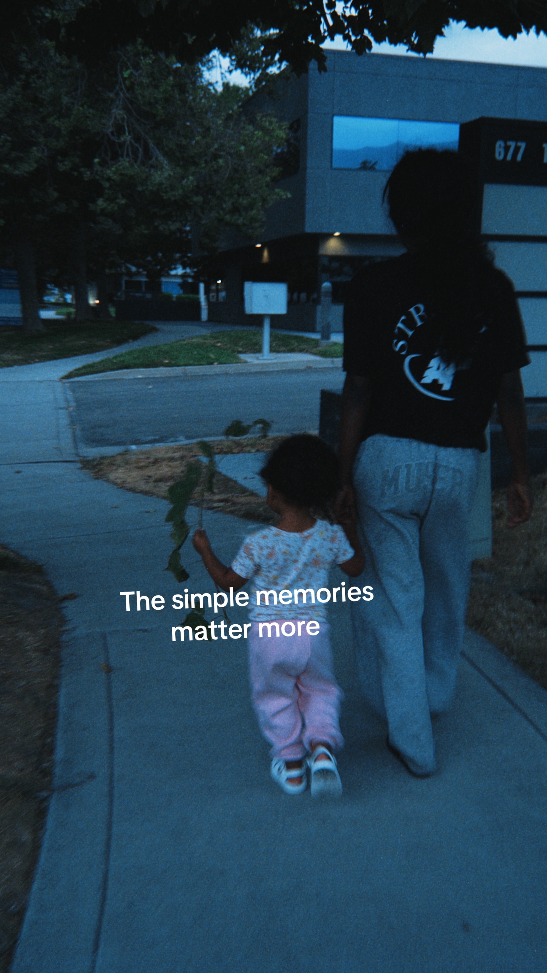 @VICTORIA🪷