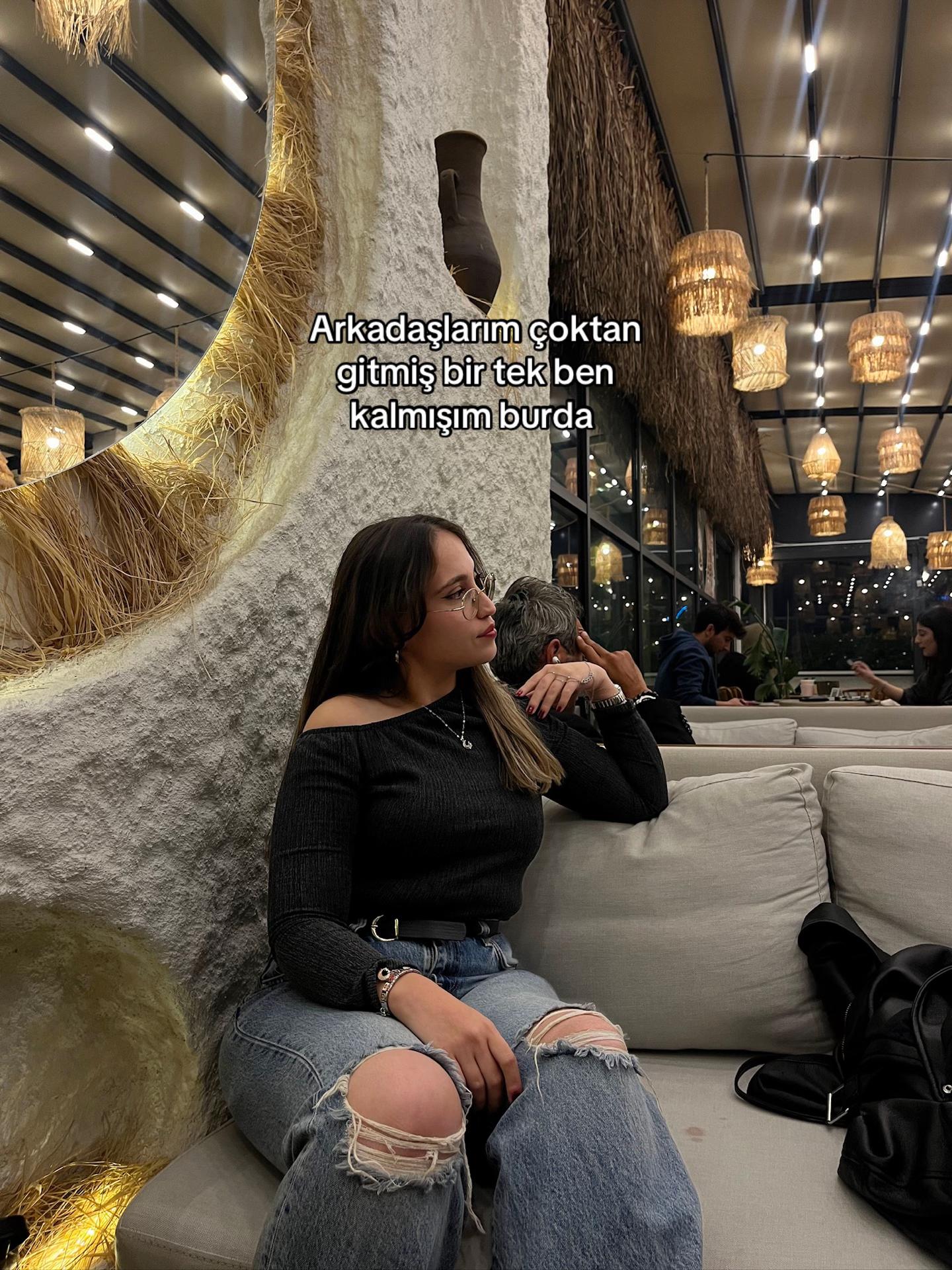 @İ𝑘𝑟𝑎
