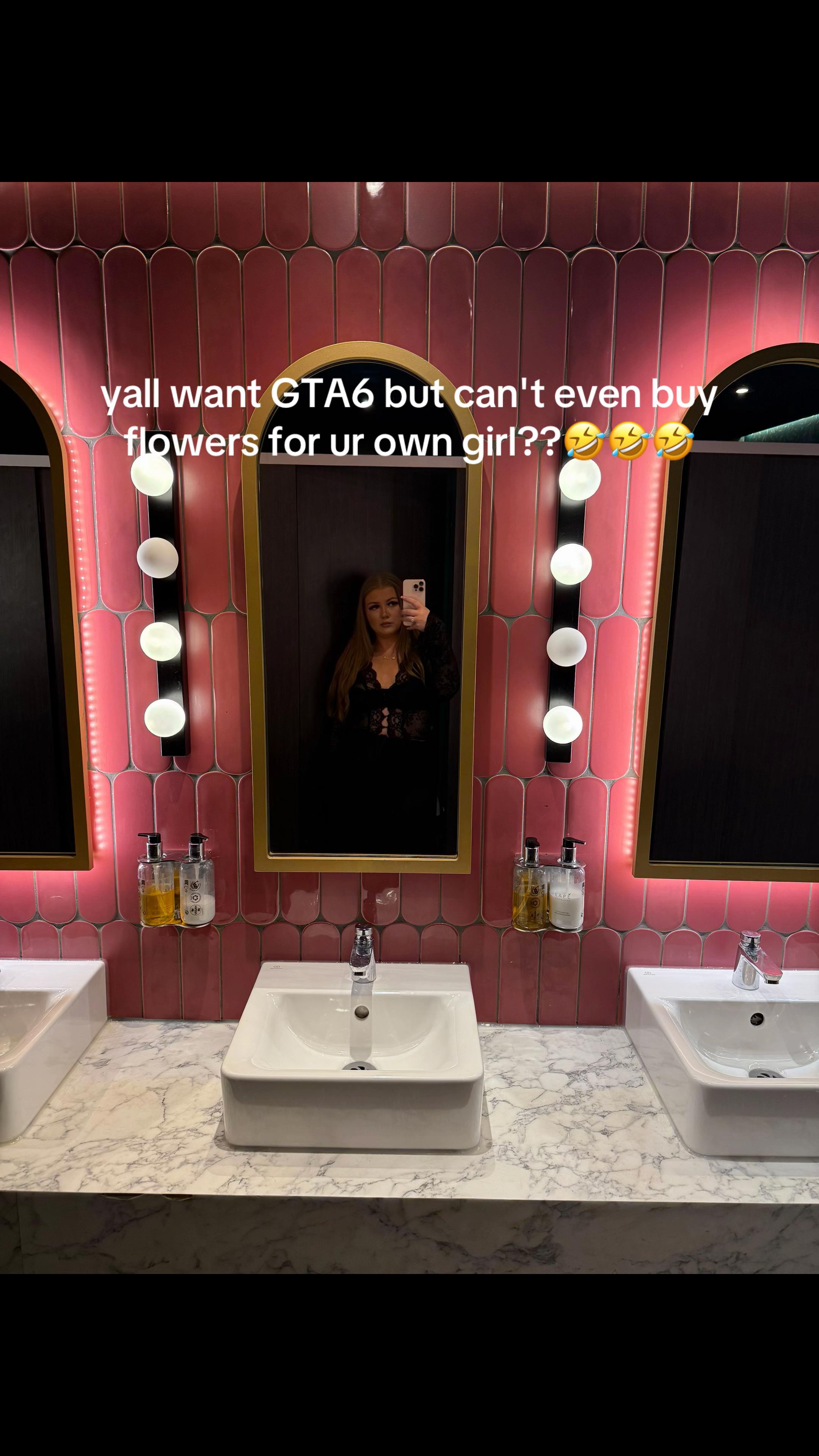 @lolo🥰