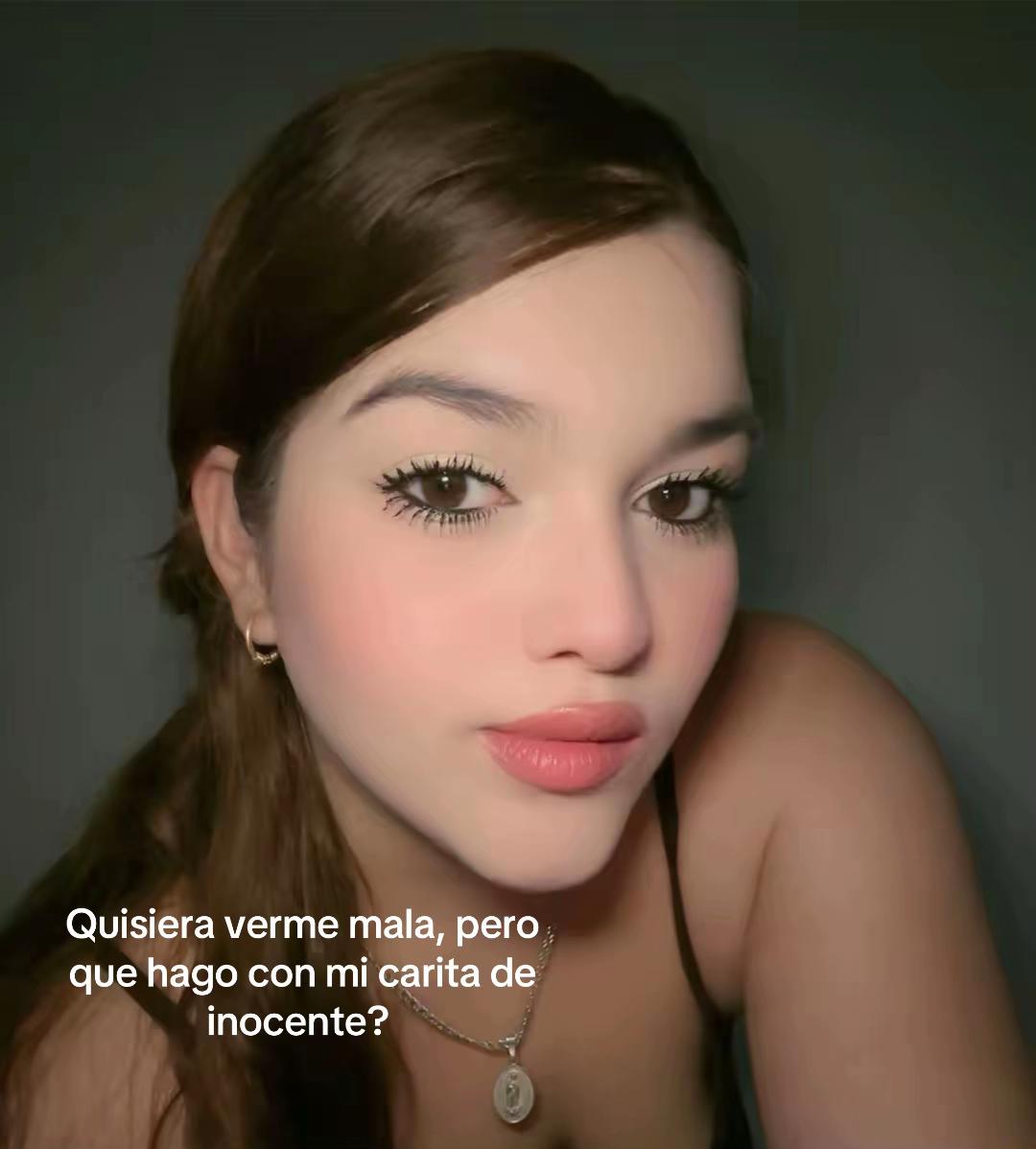 @María