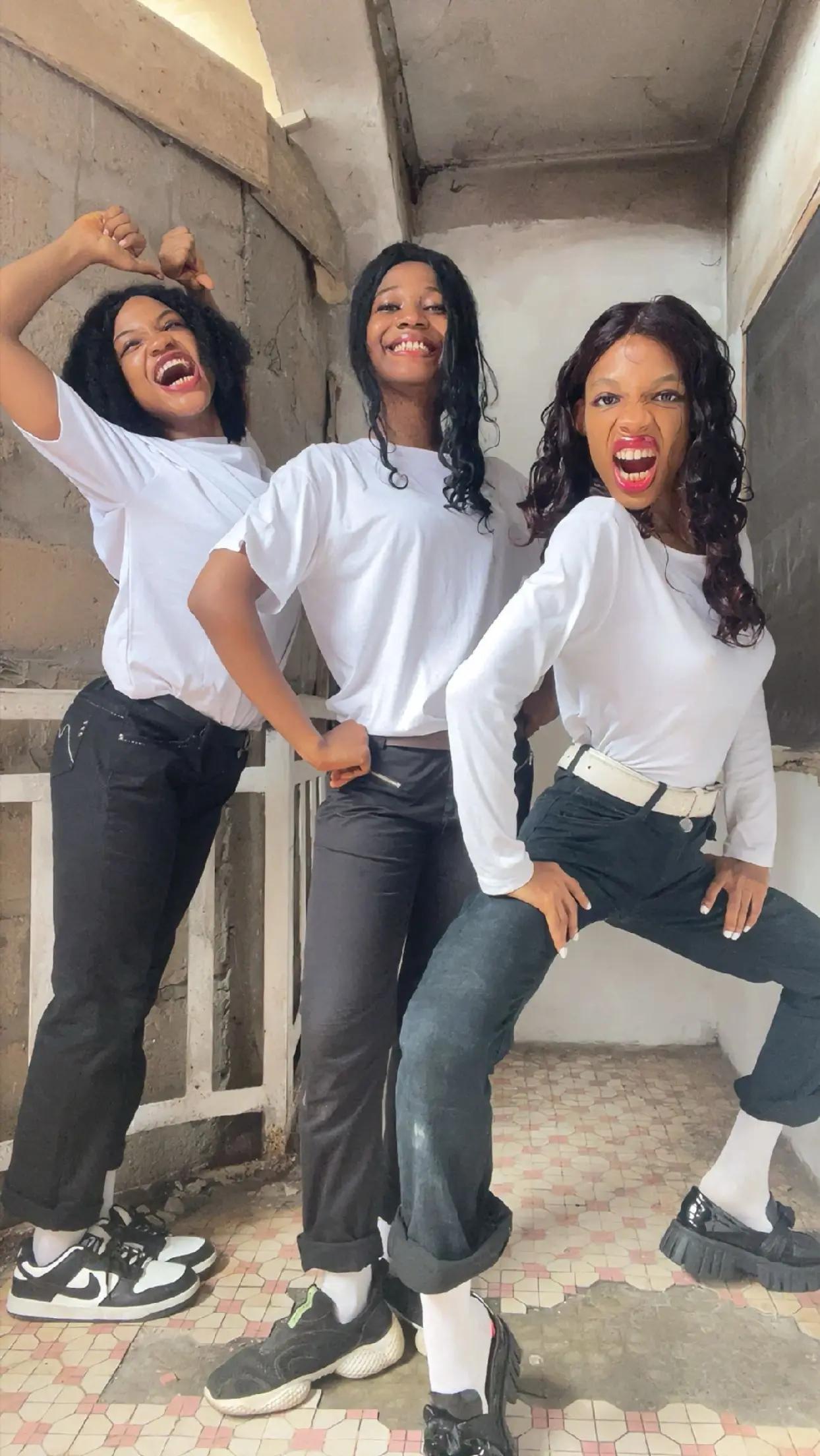 @The_Iconic_Sisters 💃💃💃