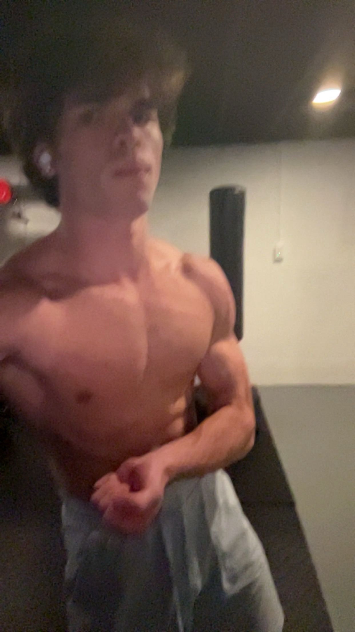 @moistcranberry0