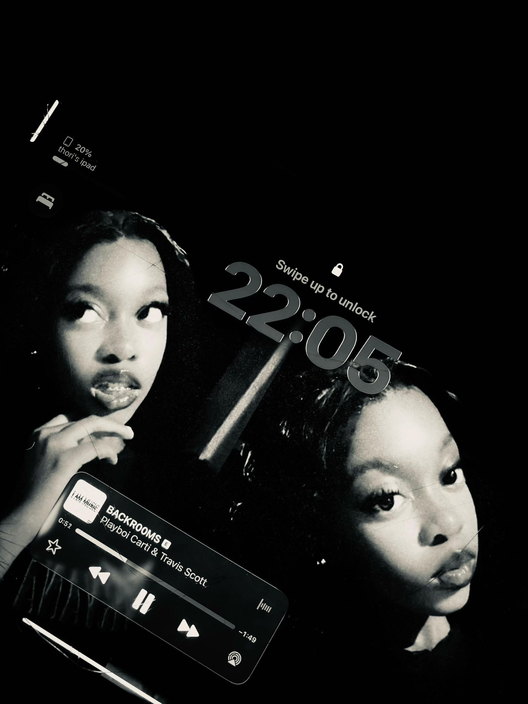 @ᴉɹoɥʇƃuᴉʞ🖤