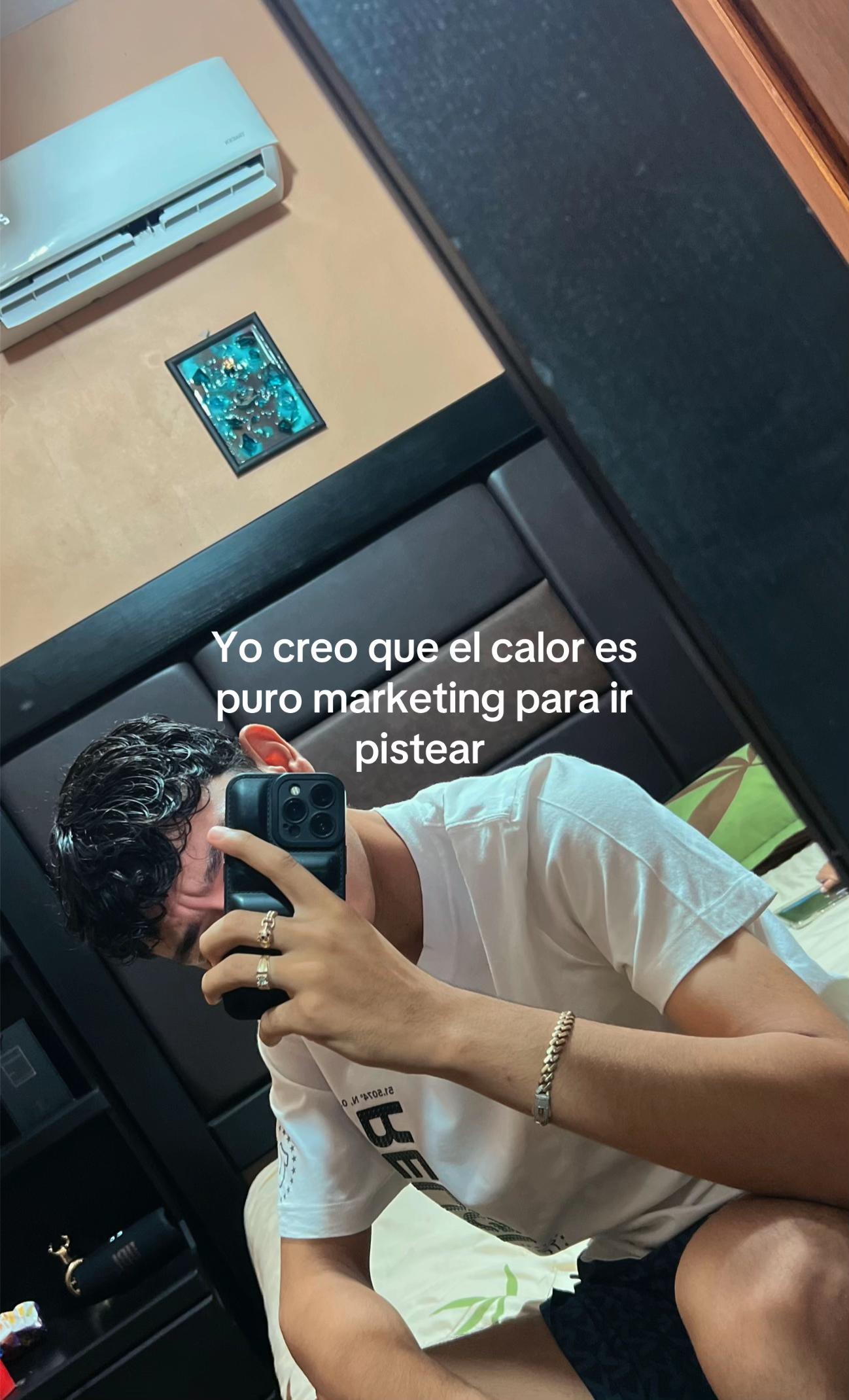 @Jr