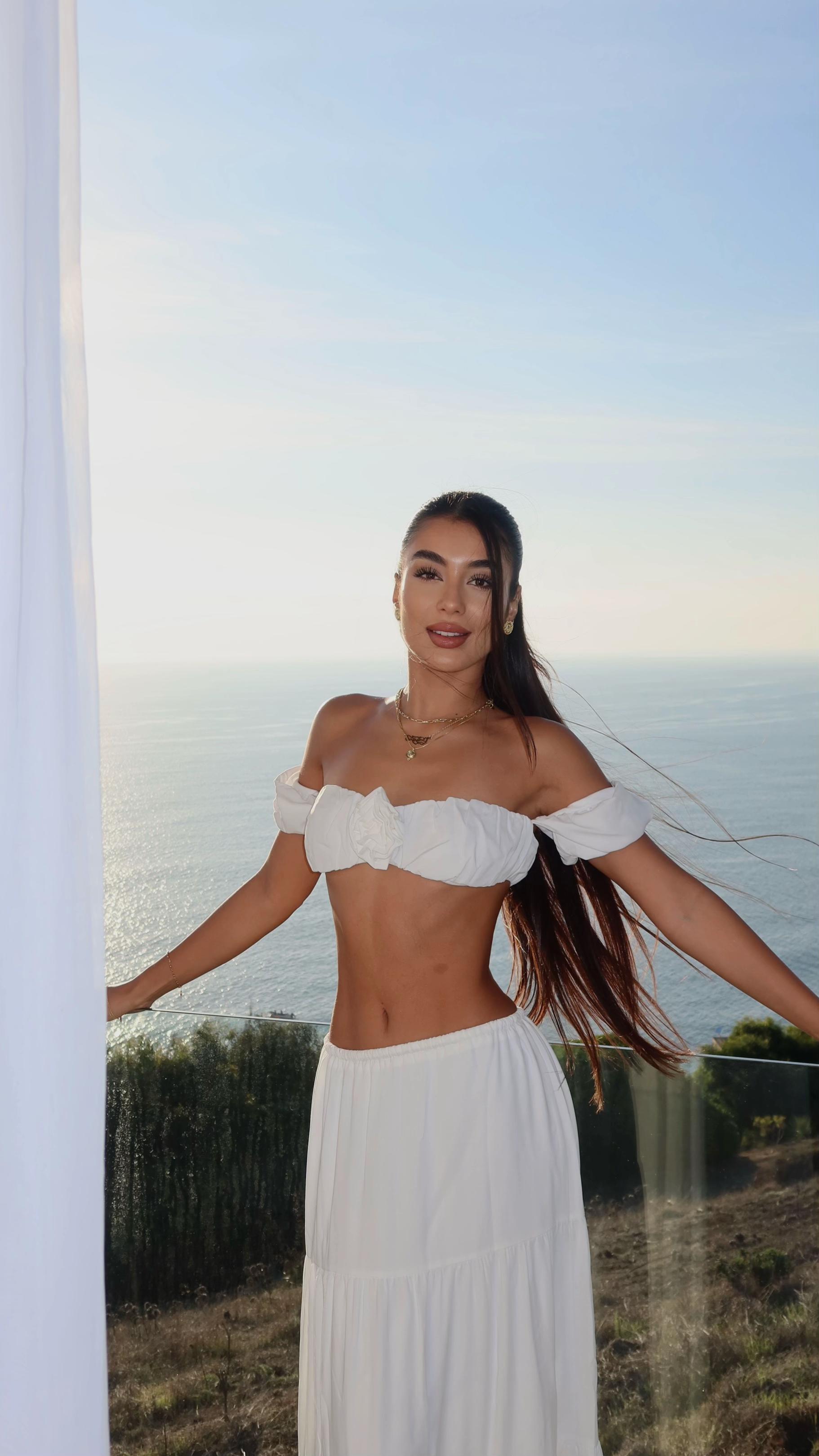 @Robyyn