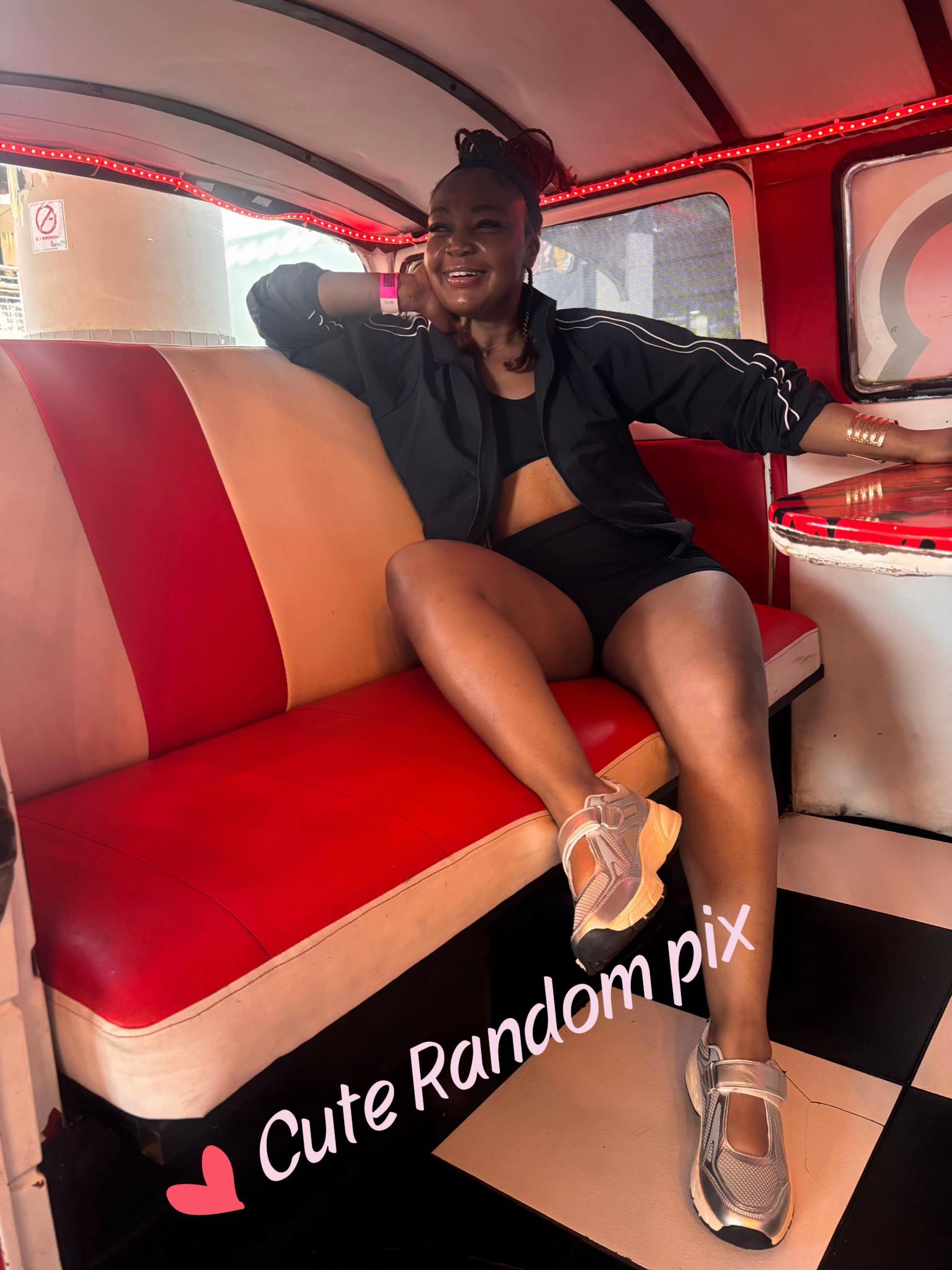 @Tiisetso