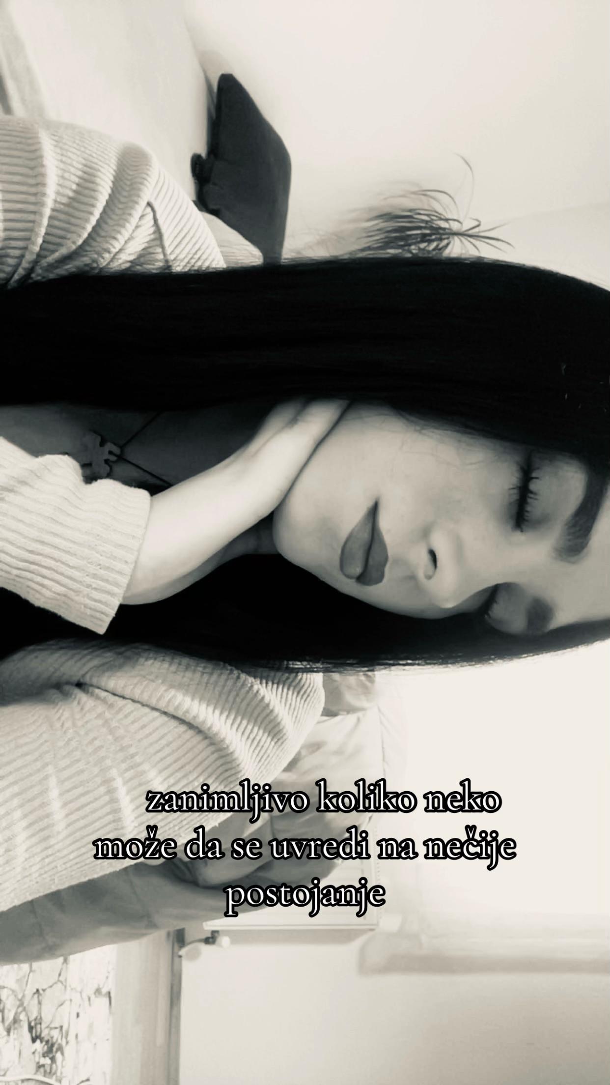 @𝓑