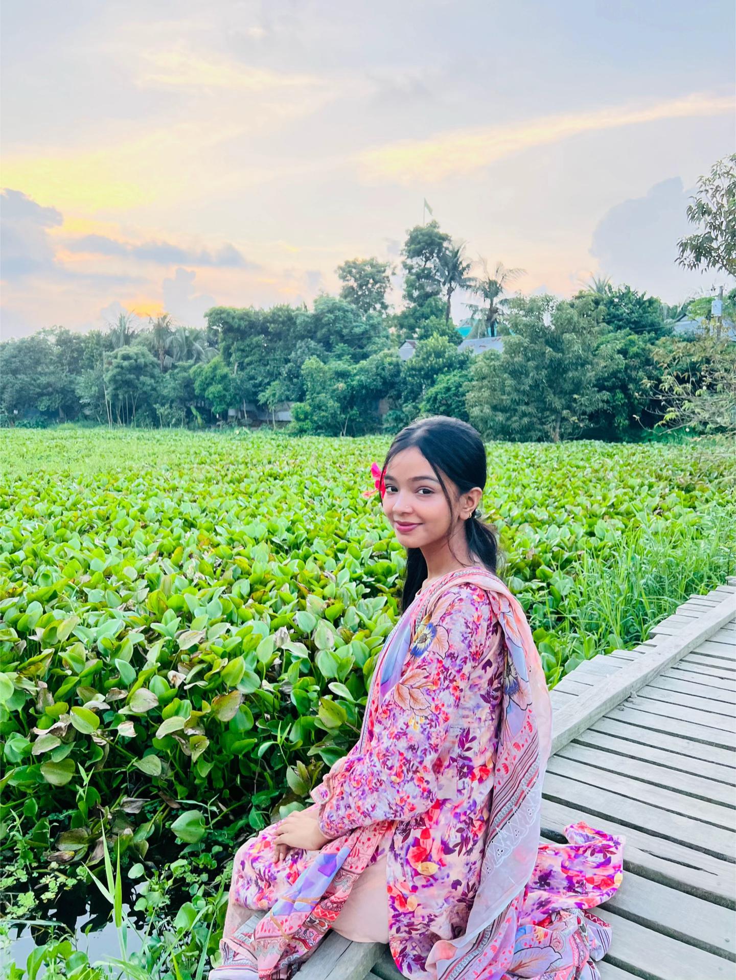 @"blooming flower " 🌸