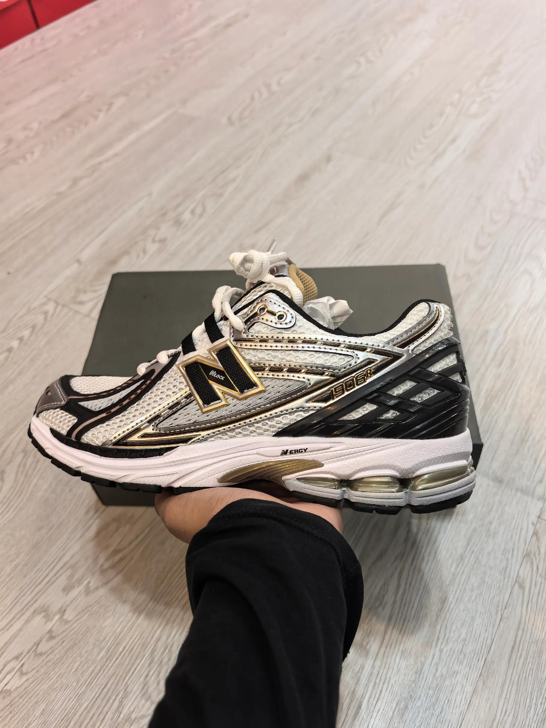 @STEPORA_KICKS