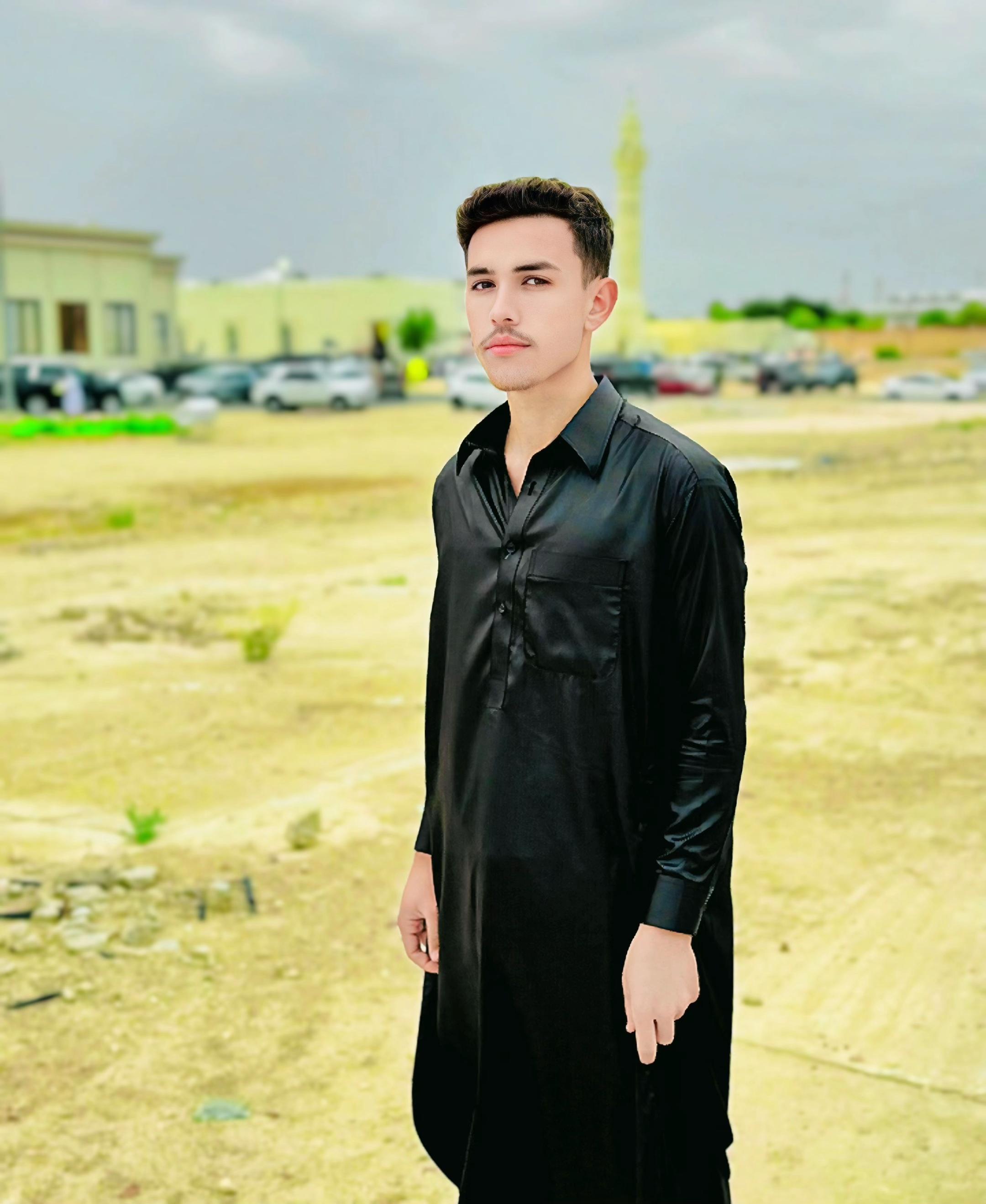@👑𝐀𝐙𝐈𝐙 𝐆𝐔𝐑𝐔👑🇶🇦