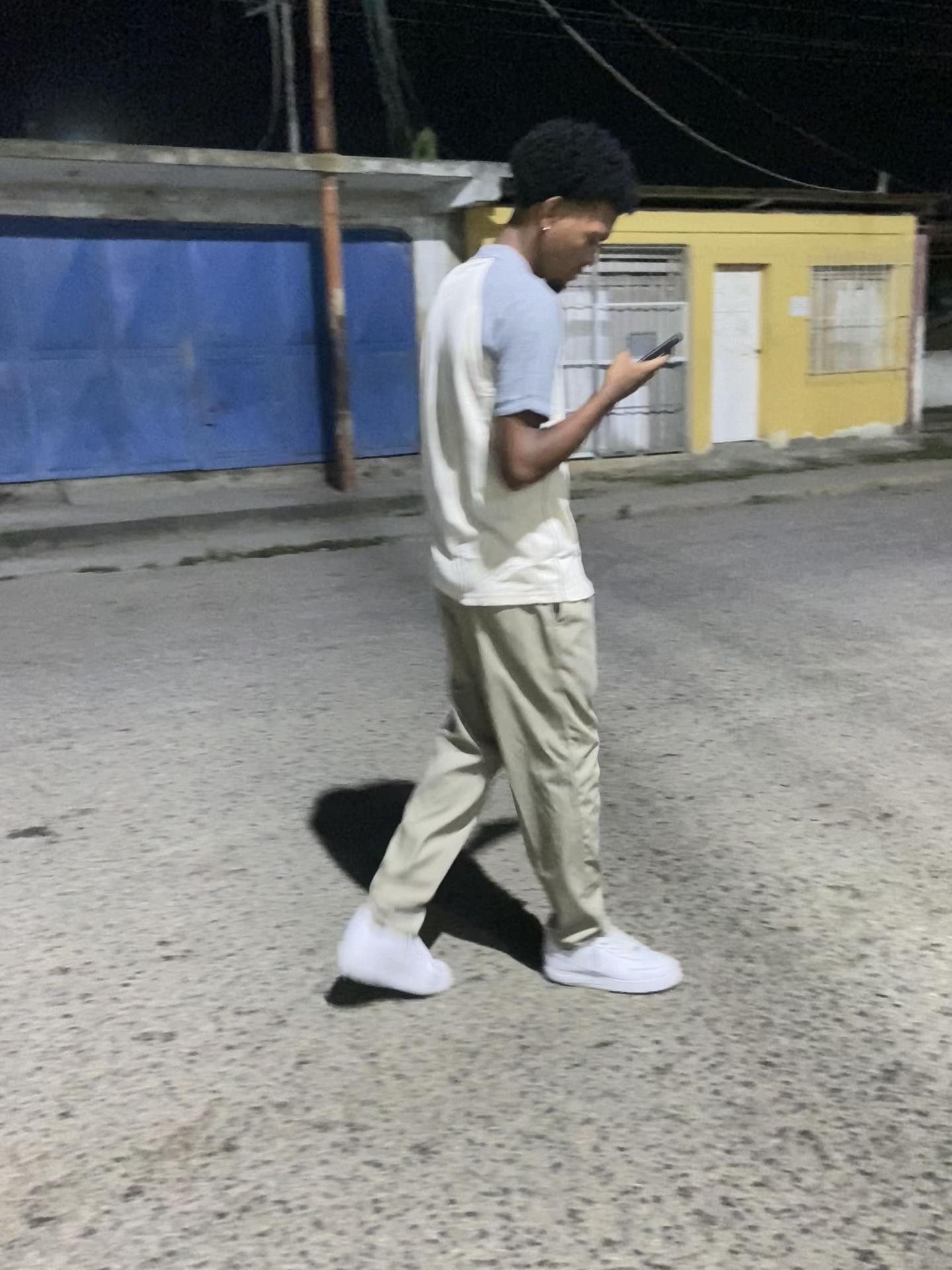 @CJ🧑🏾🦱🕸️
