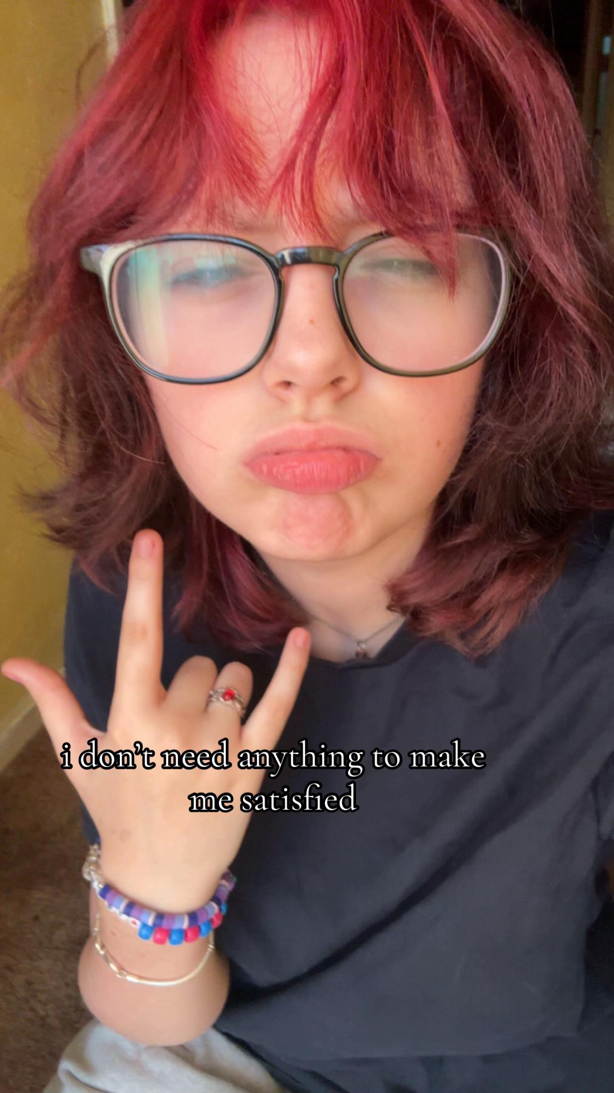 @izzy daisy