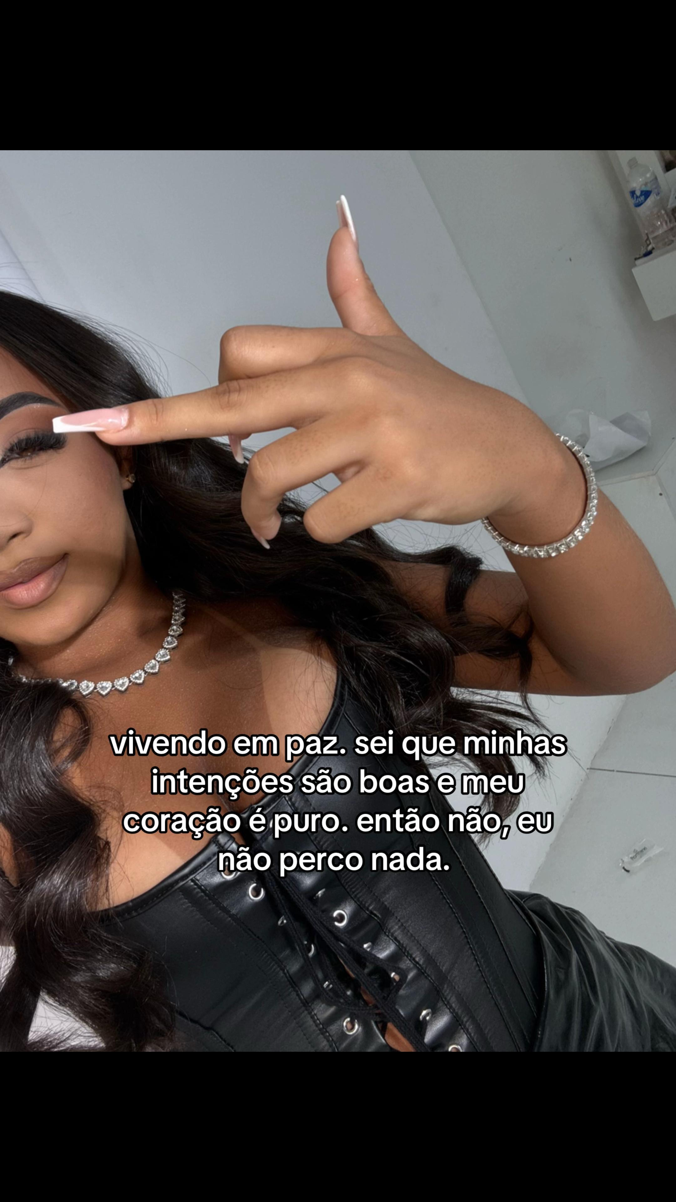 @thainaaofc_