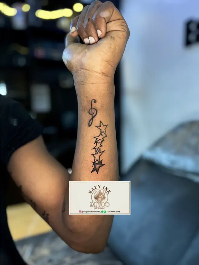 @Eazy Ink Tattoo Studio