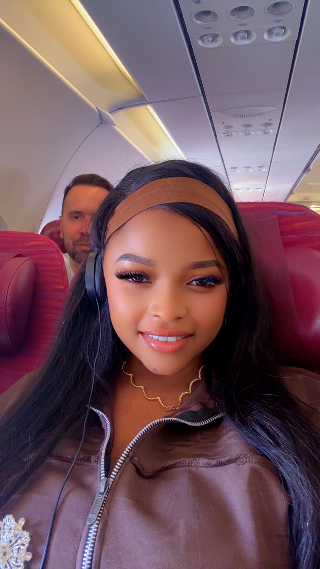 @Nilky_Na 🇺🇸 🇳🇬