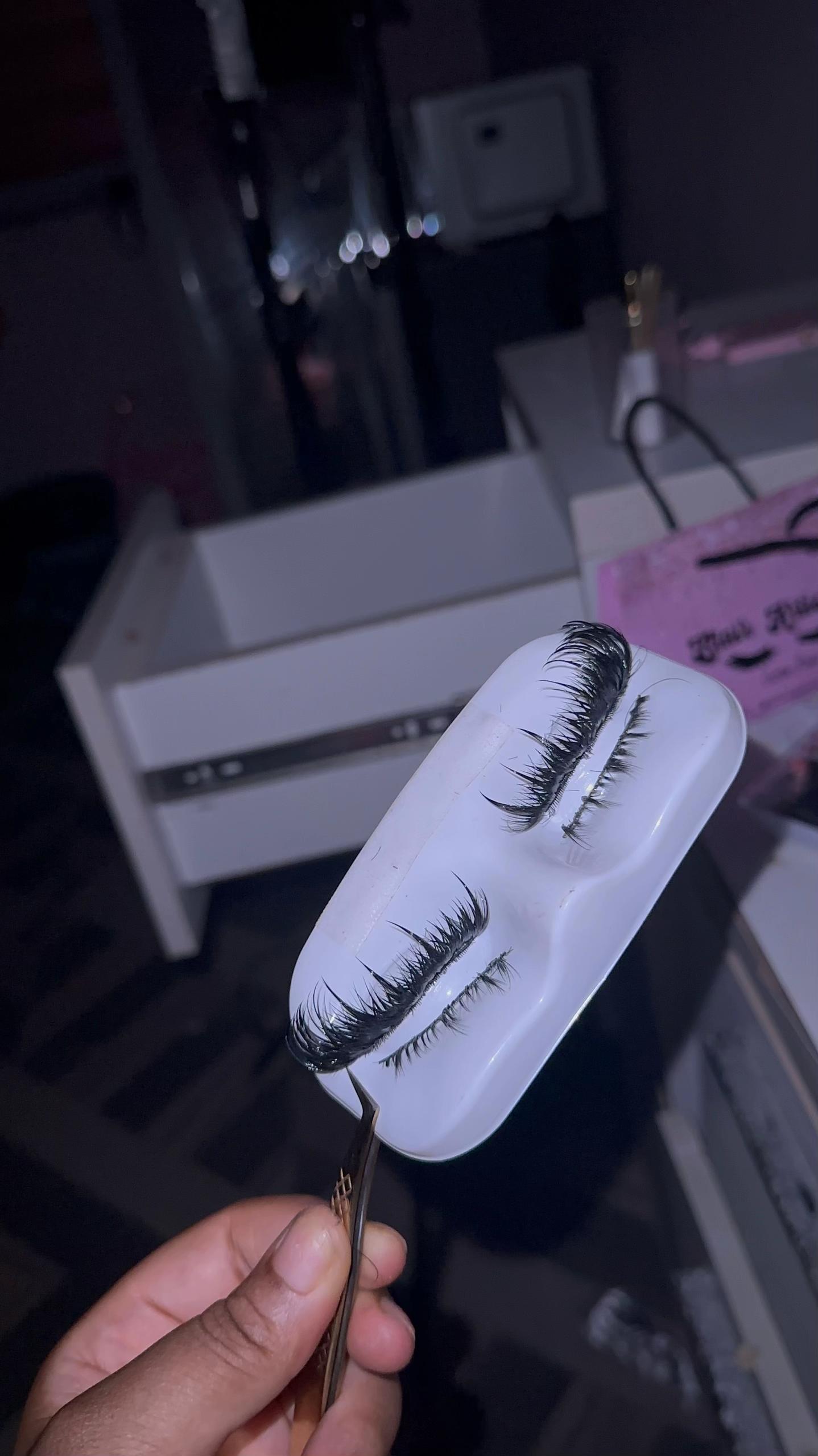 @Strip Lashes || Lagos