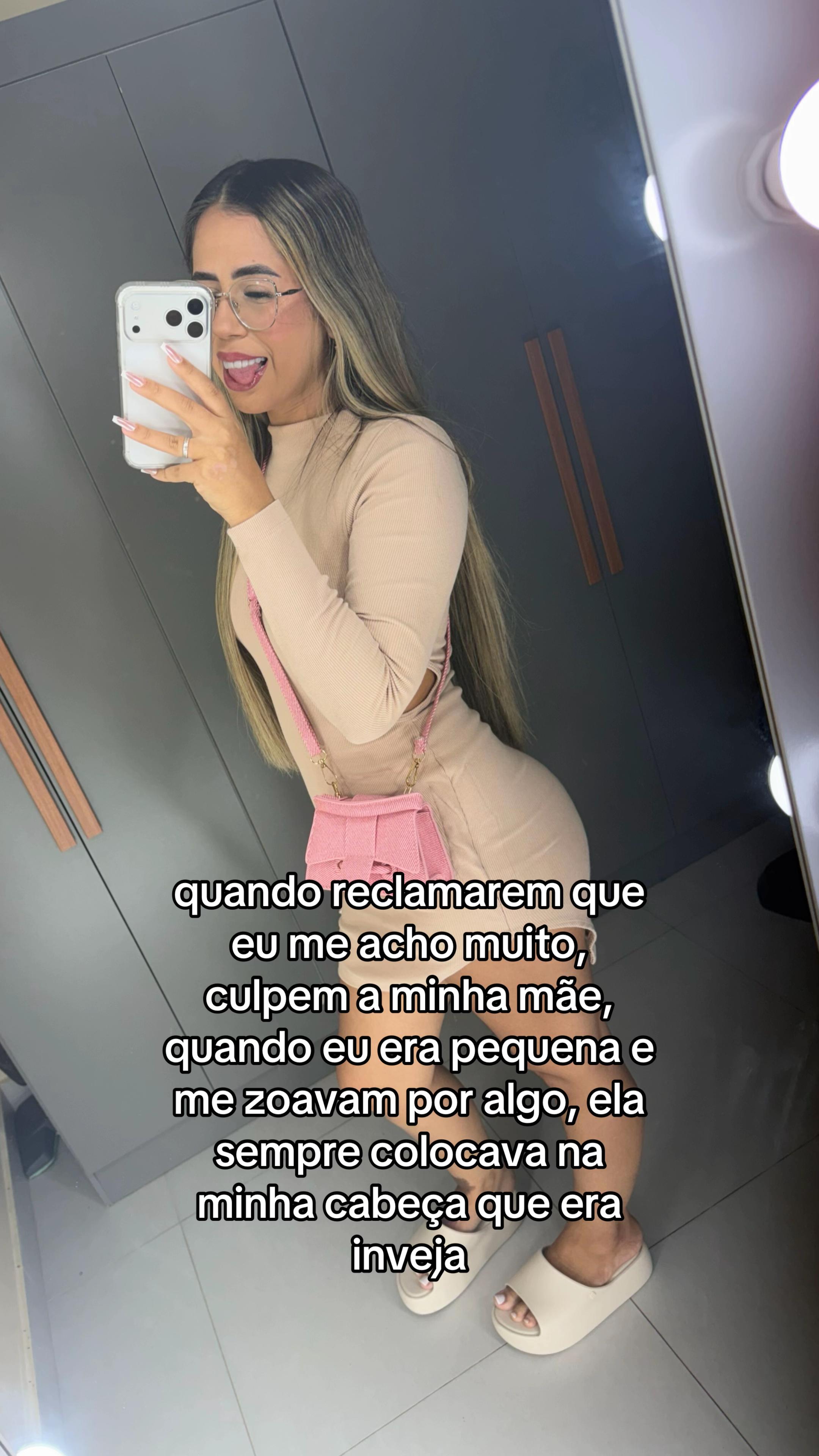 @camillecarvlho