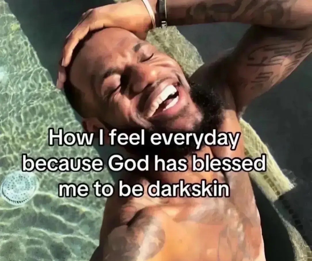 @cutedarkskin0512