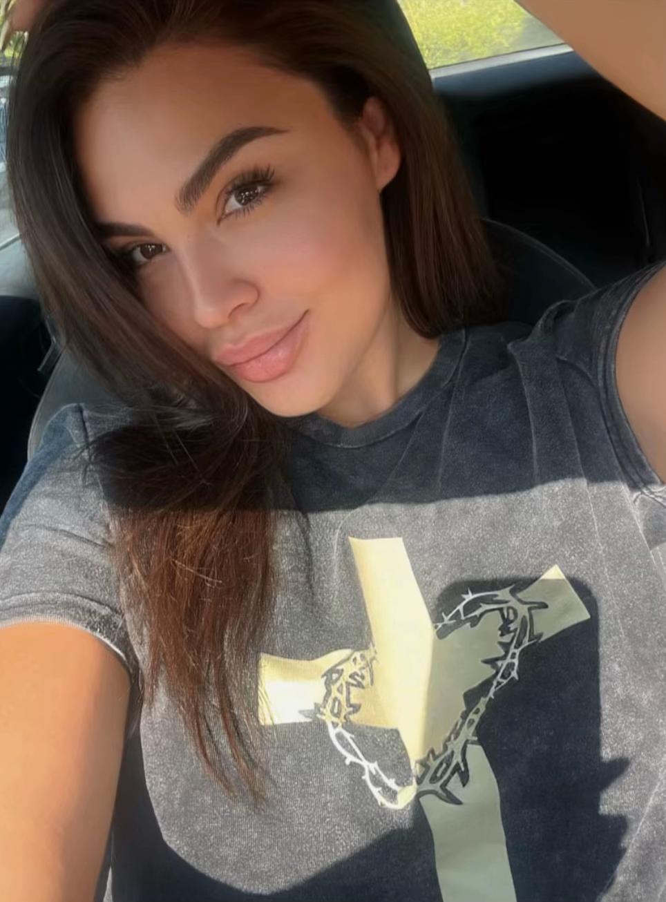 @👸QueenLena👸