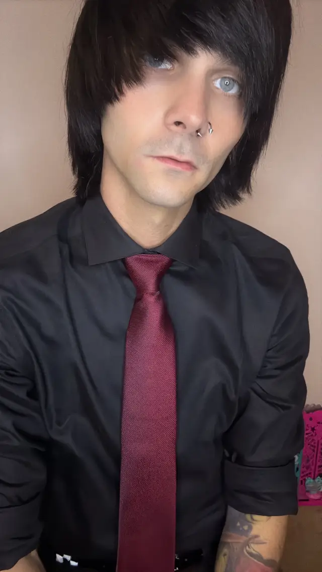@stlsk8erboi1
