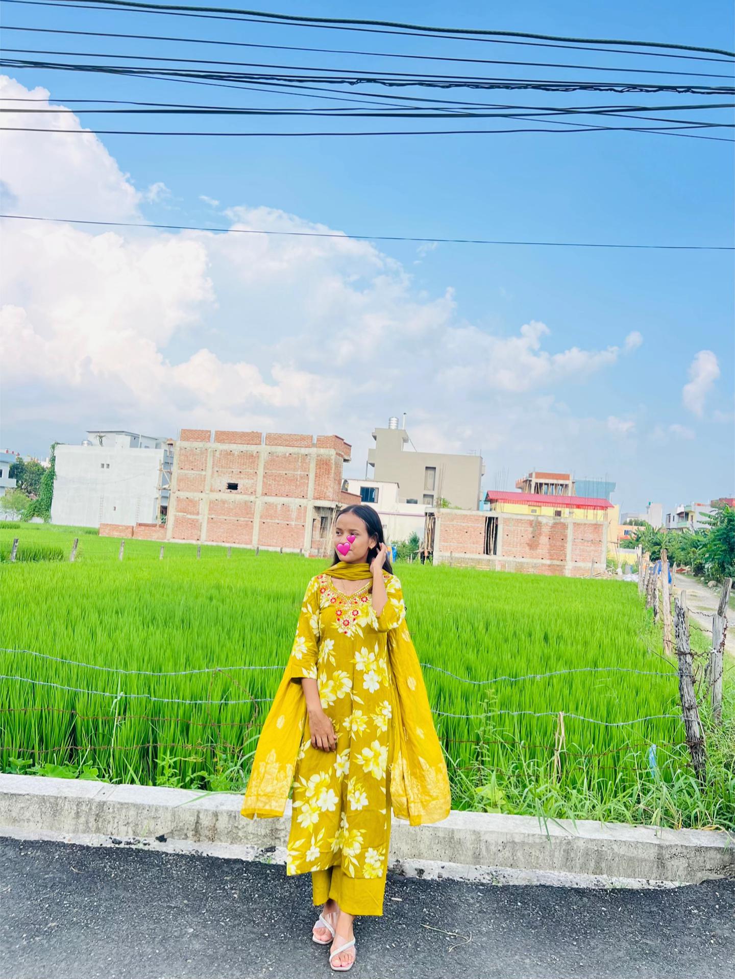 @मेनुका पाण्डे🎀🧿