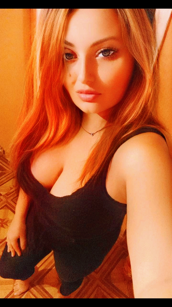 @yonela Poenaru 🖤🖤🖤