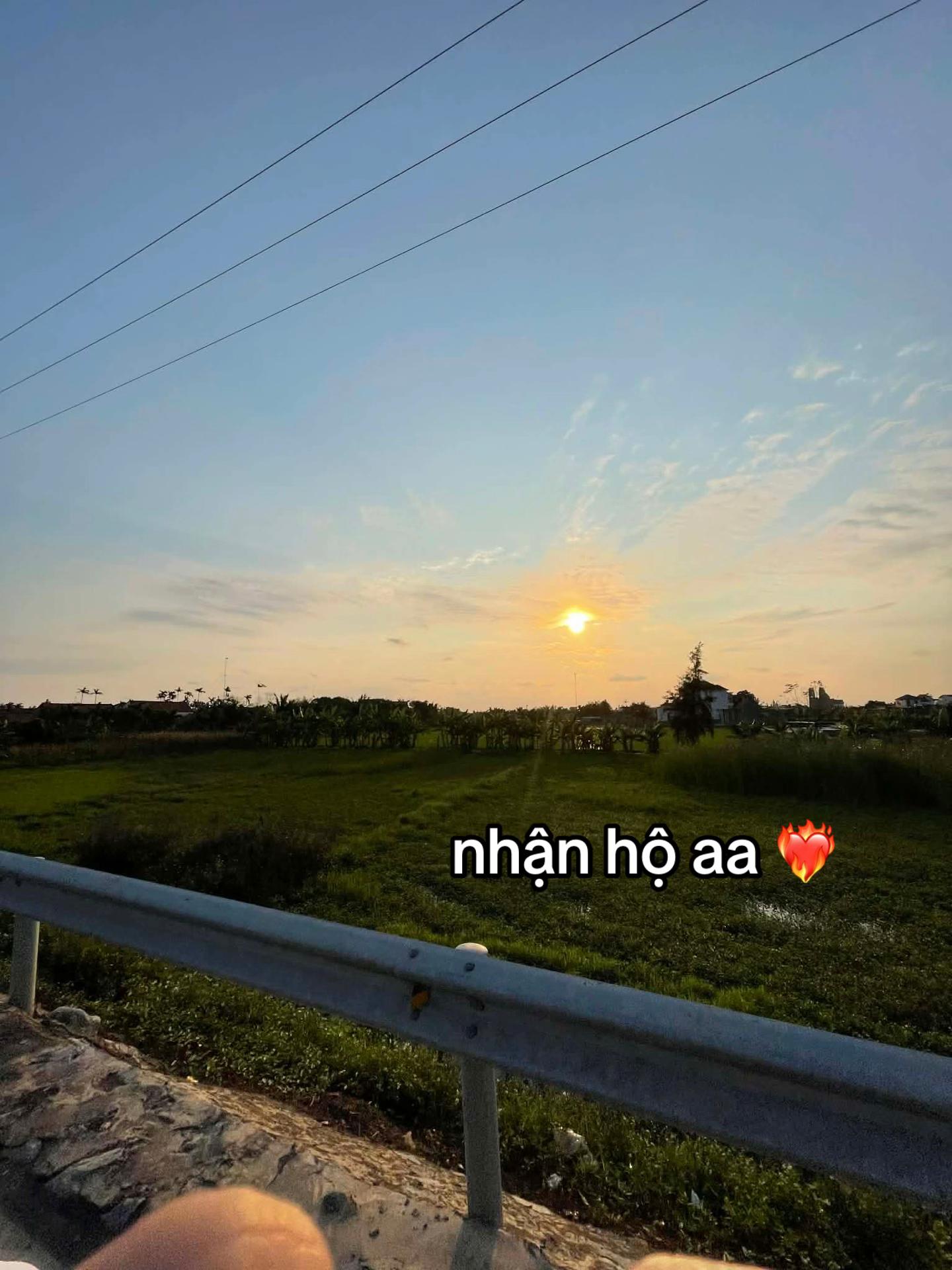 @hi